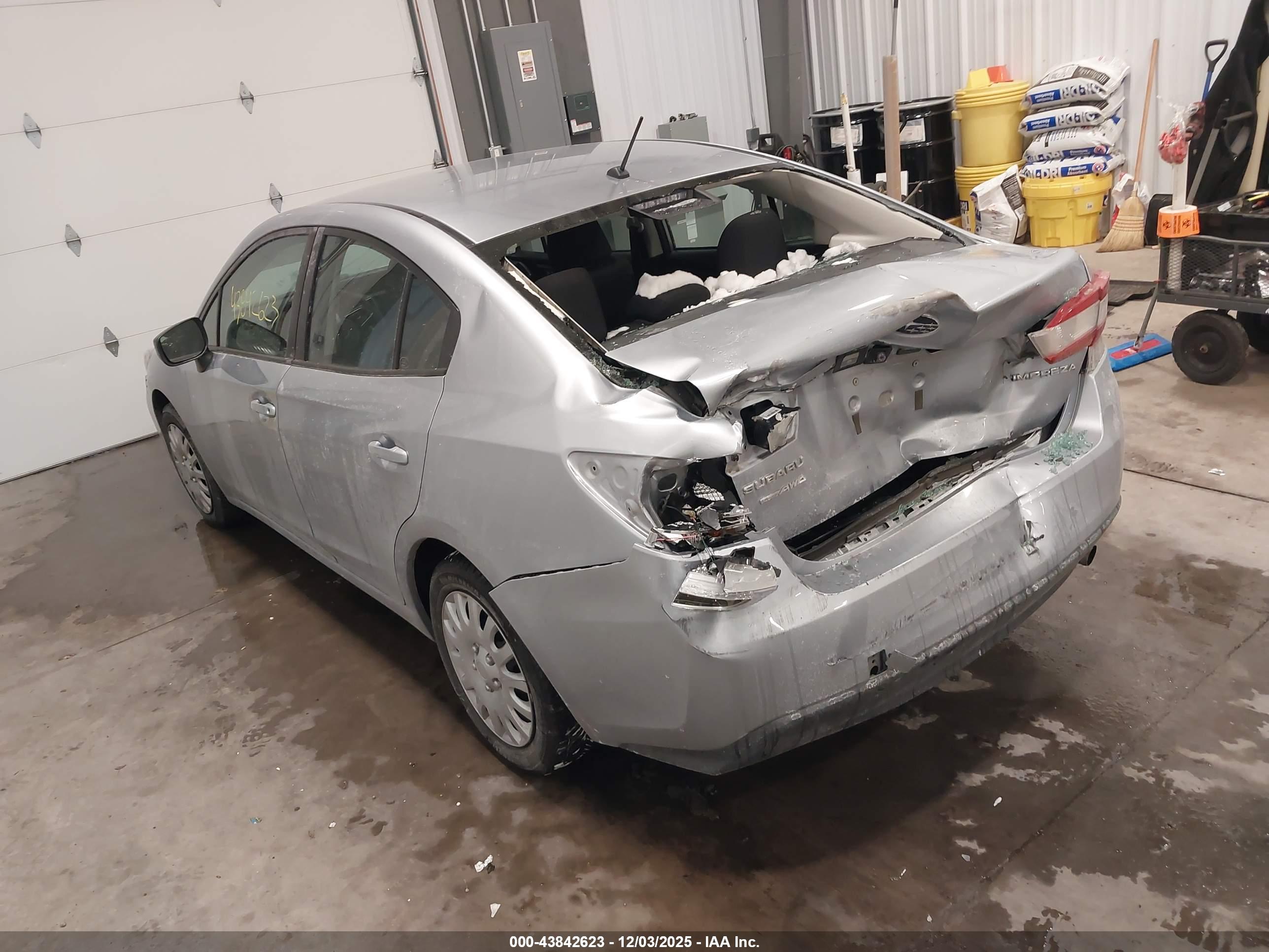 SUBARU IMPREZA image 3