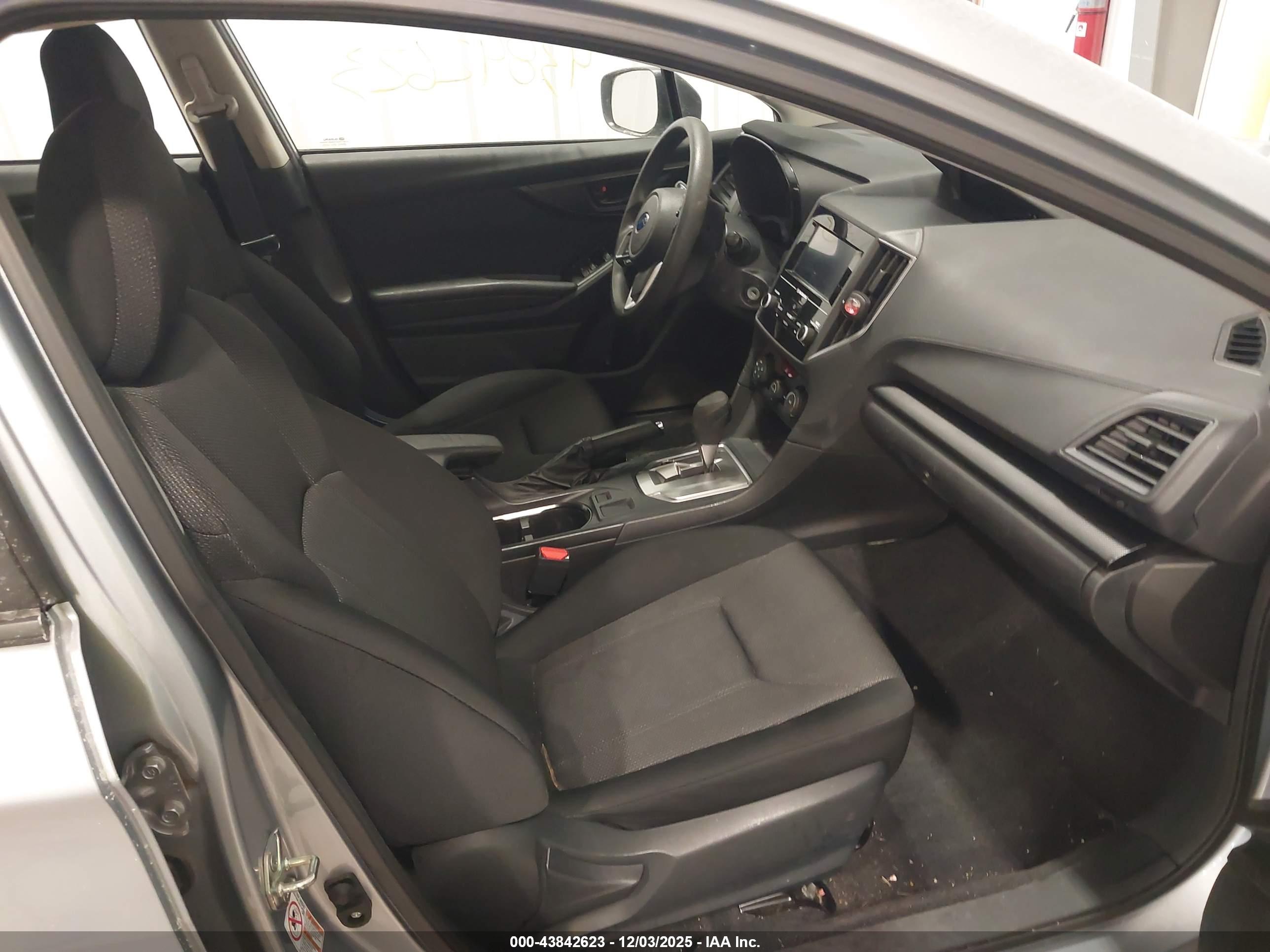 SUBARU IMPREZA image 5
