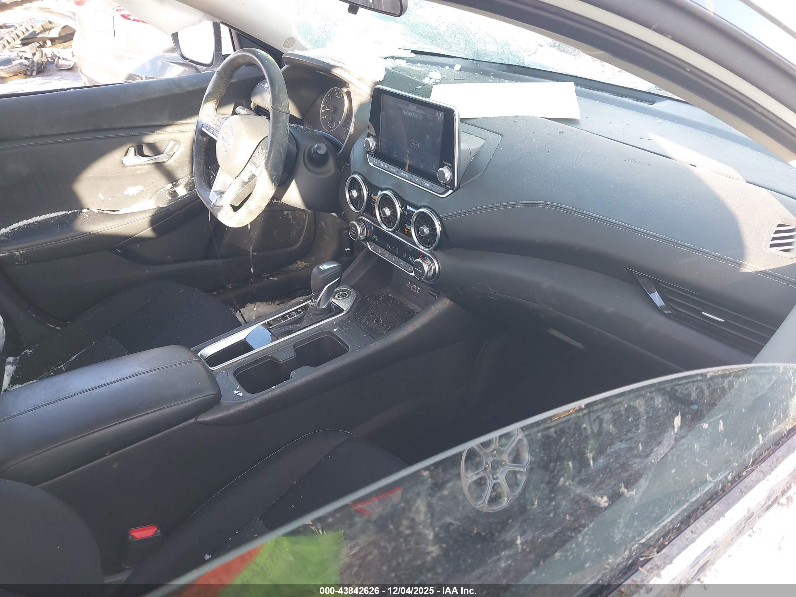 NISSAN SENTRA image 5