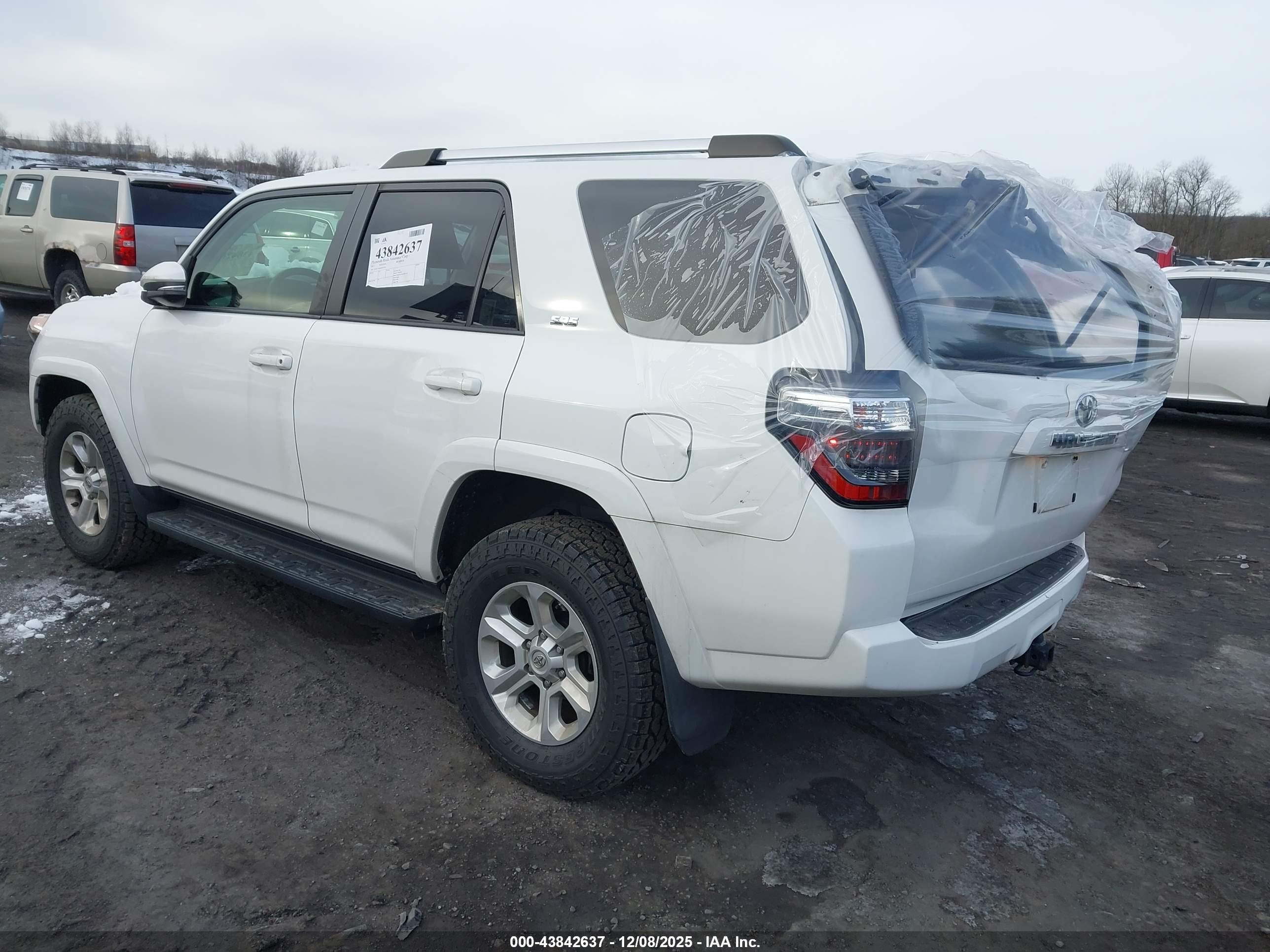 TOYOTA 4RUNNER image 3