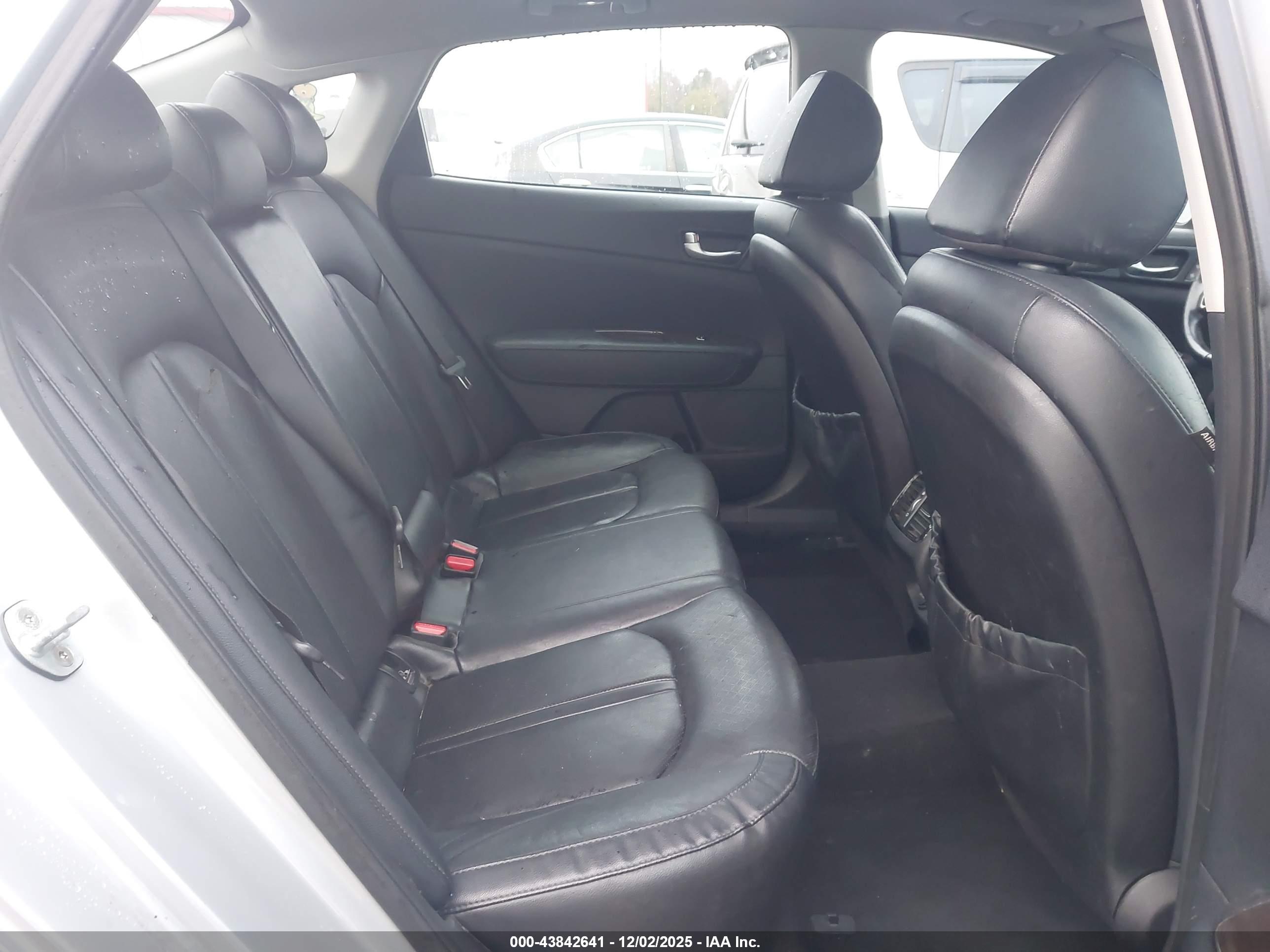 KIA OPTIMA image 8