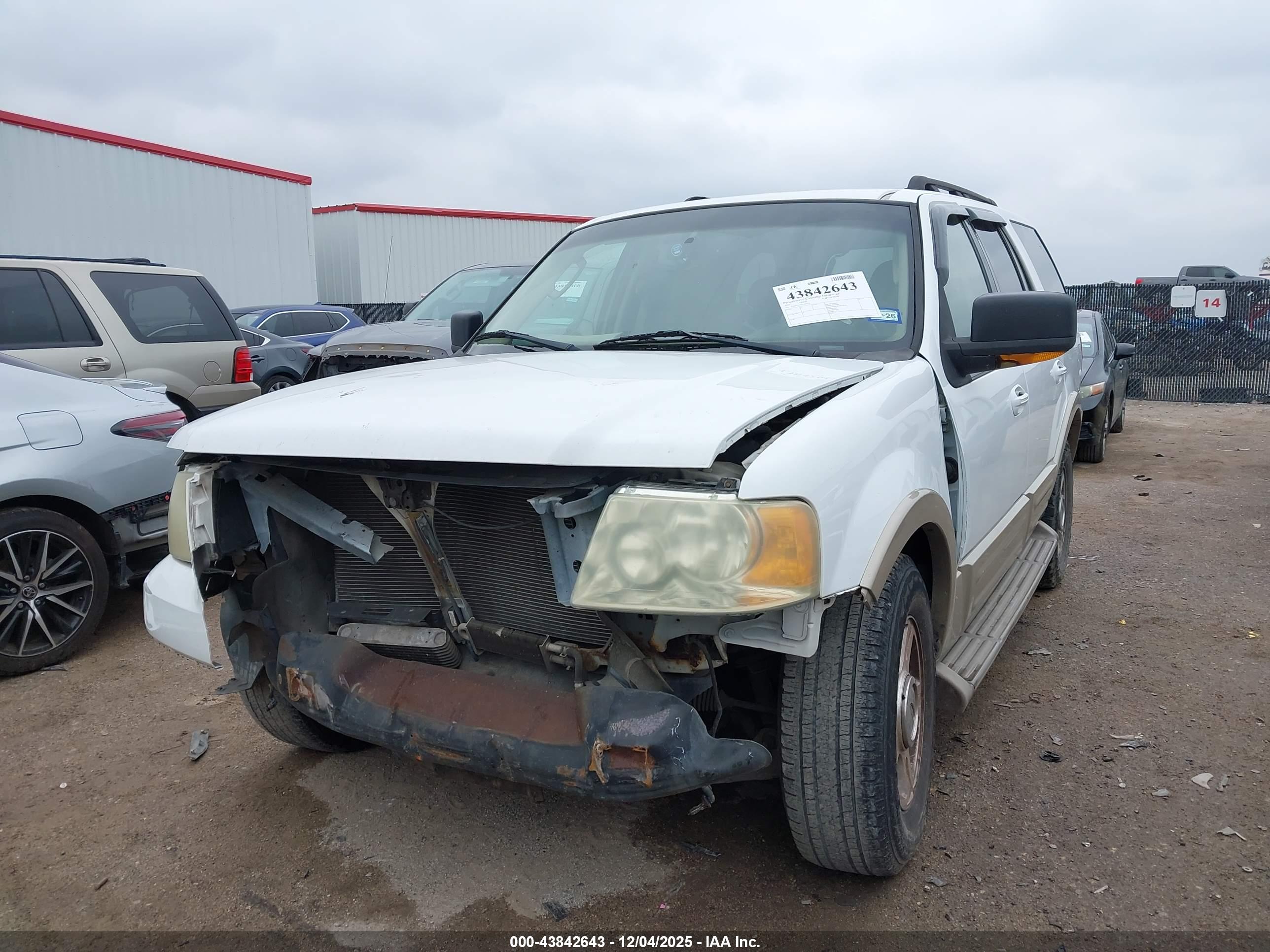 FORD EXPEDITION image 2