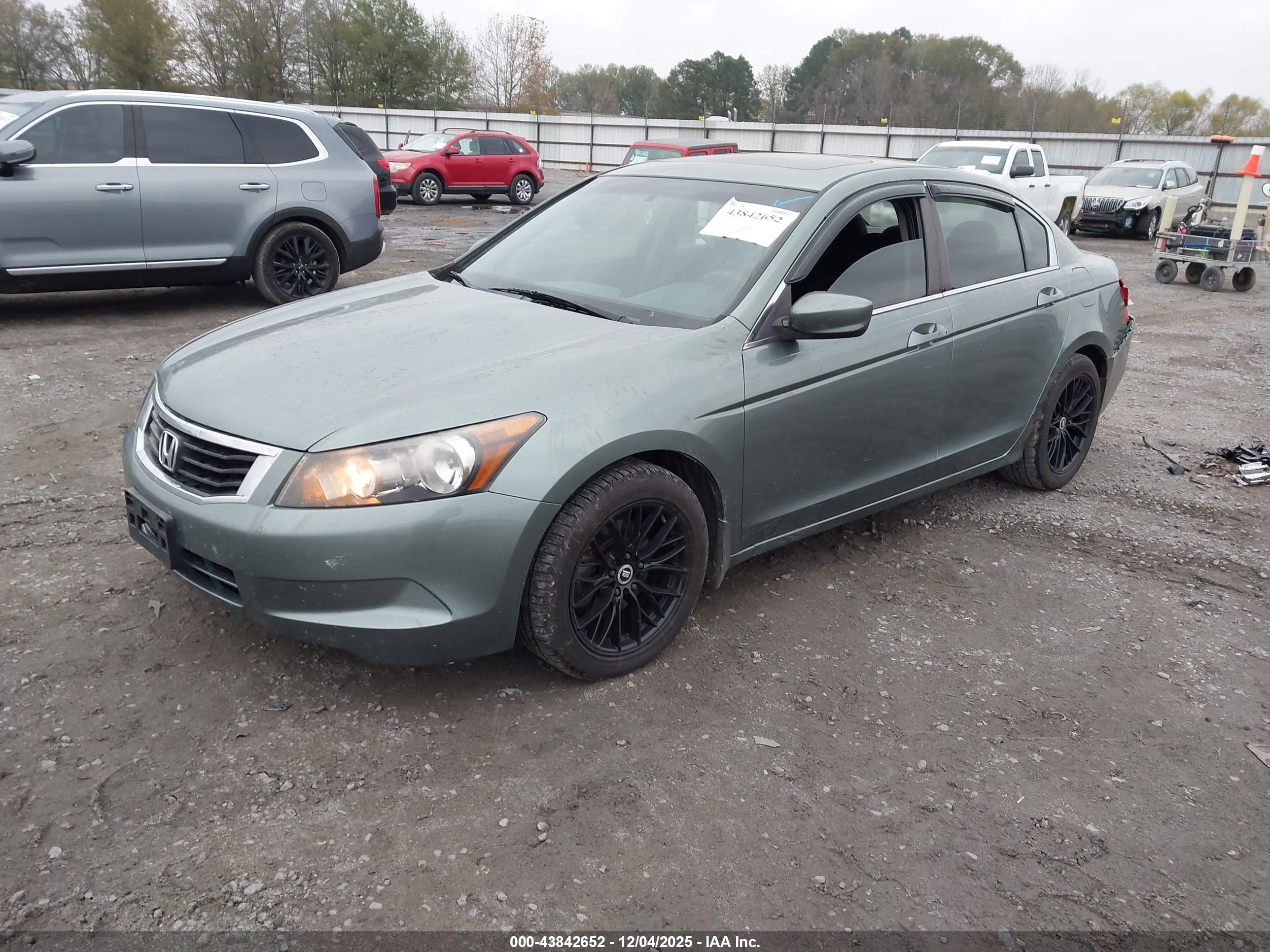 HONDA ACCORD image 2