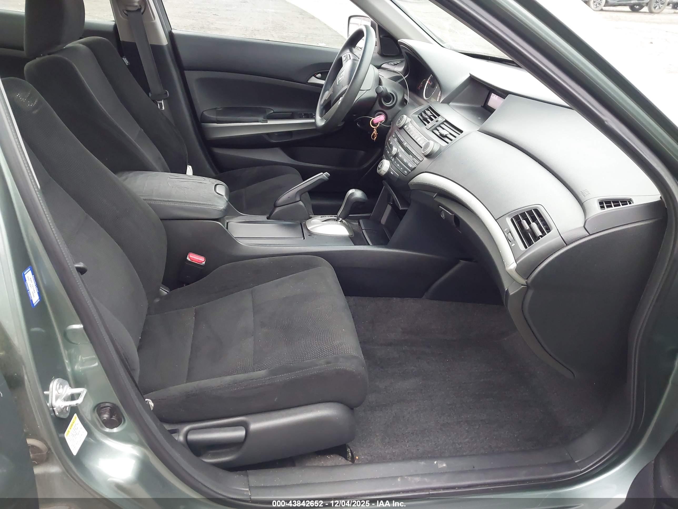 HONDA ACCORD image 5