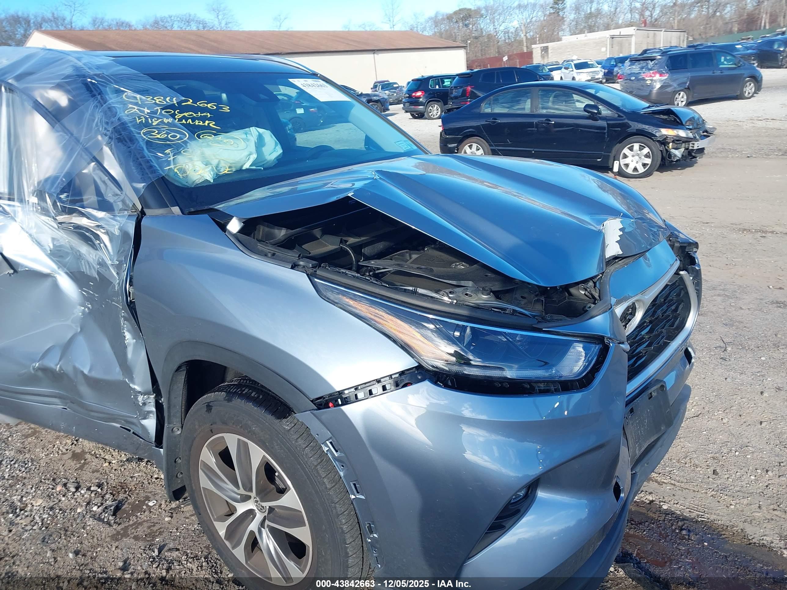 TOYOTA HIGHLANDER image 6