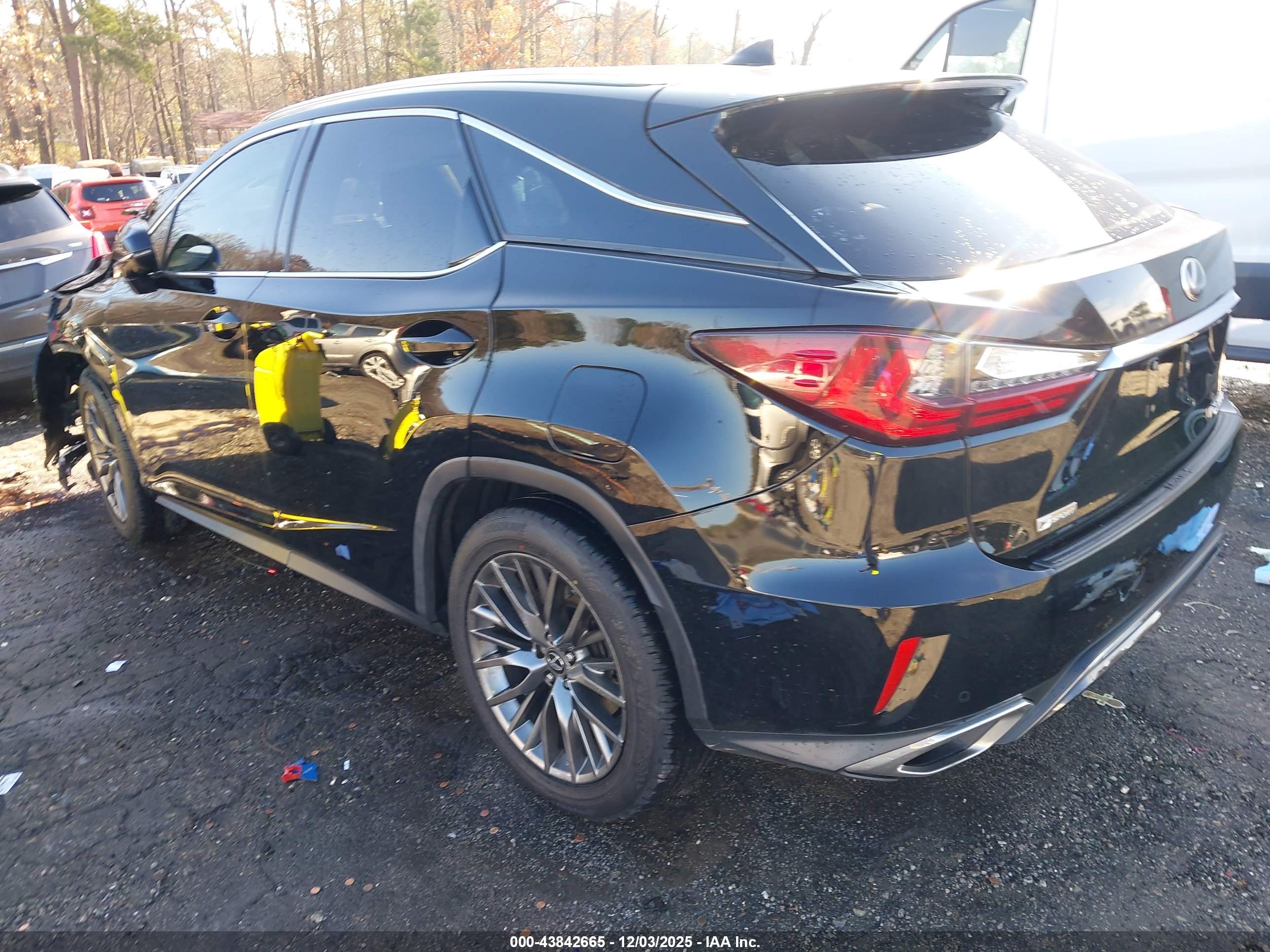 LEXUS RX image 3