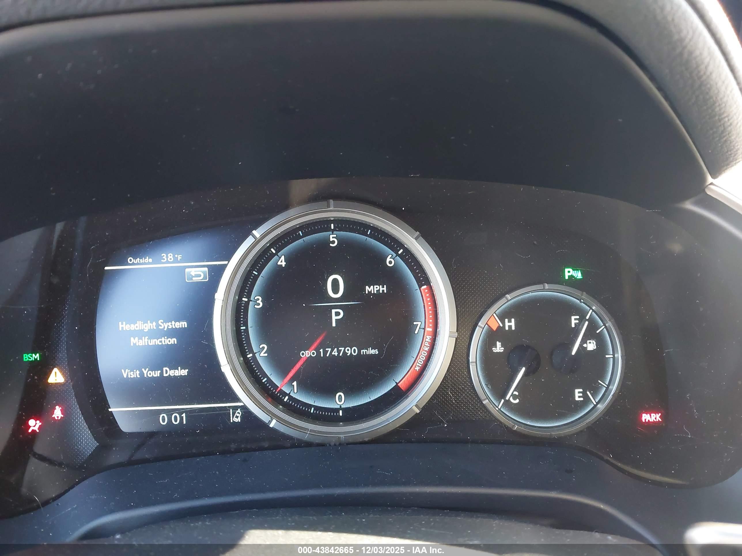 LEXUS RX image 7