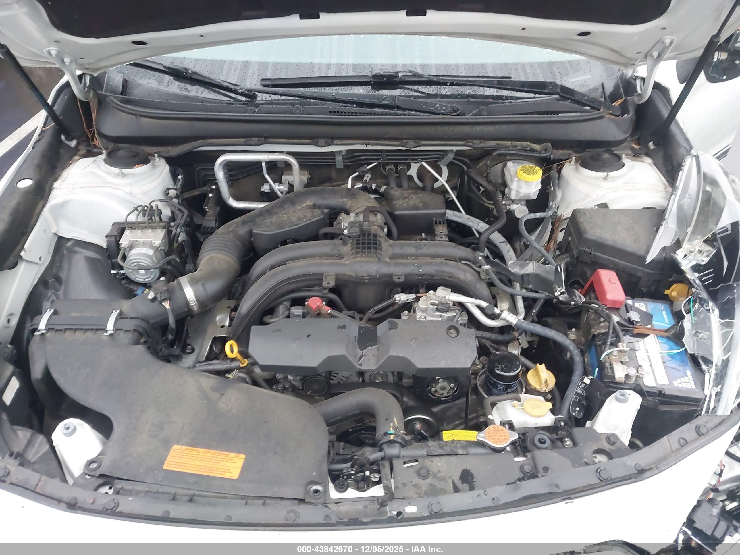 SUBARU OUTBACK image 10