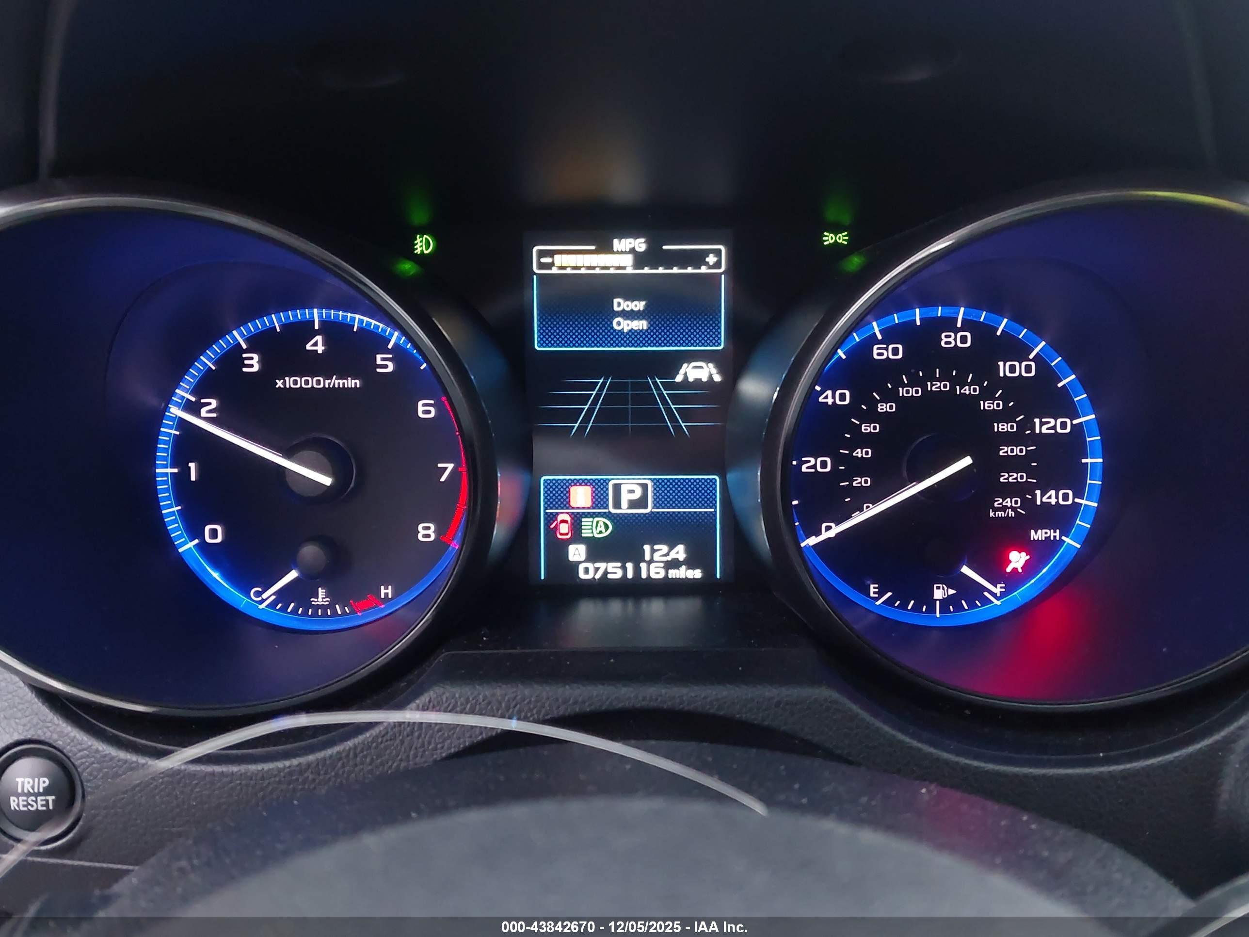 SUBARU OUTBACK image 7