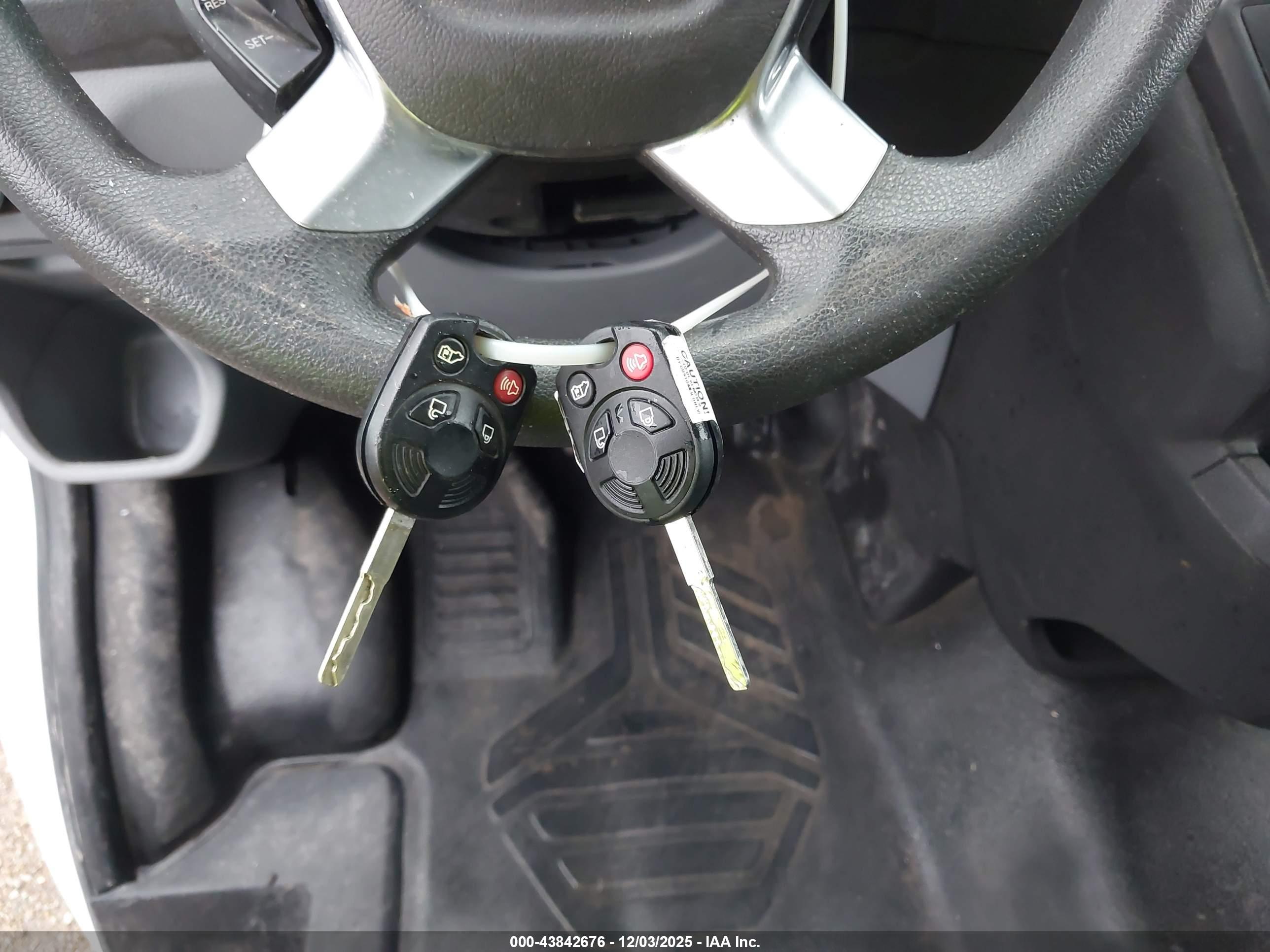FORD TRANSIT-150 image 11