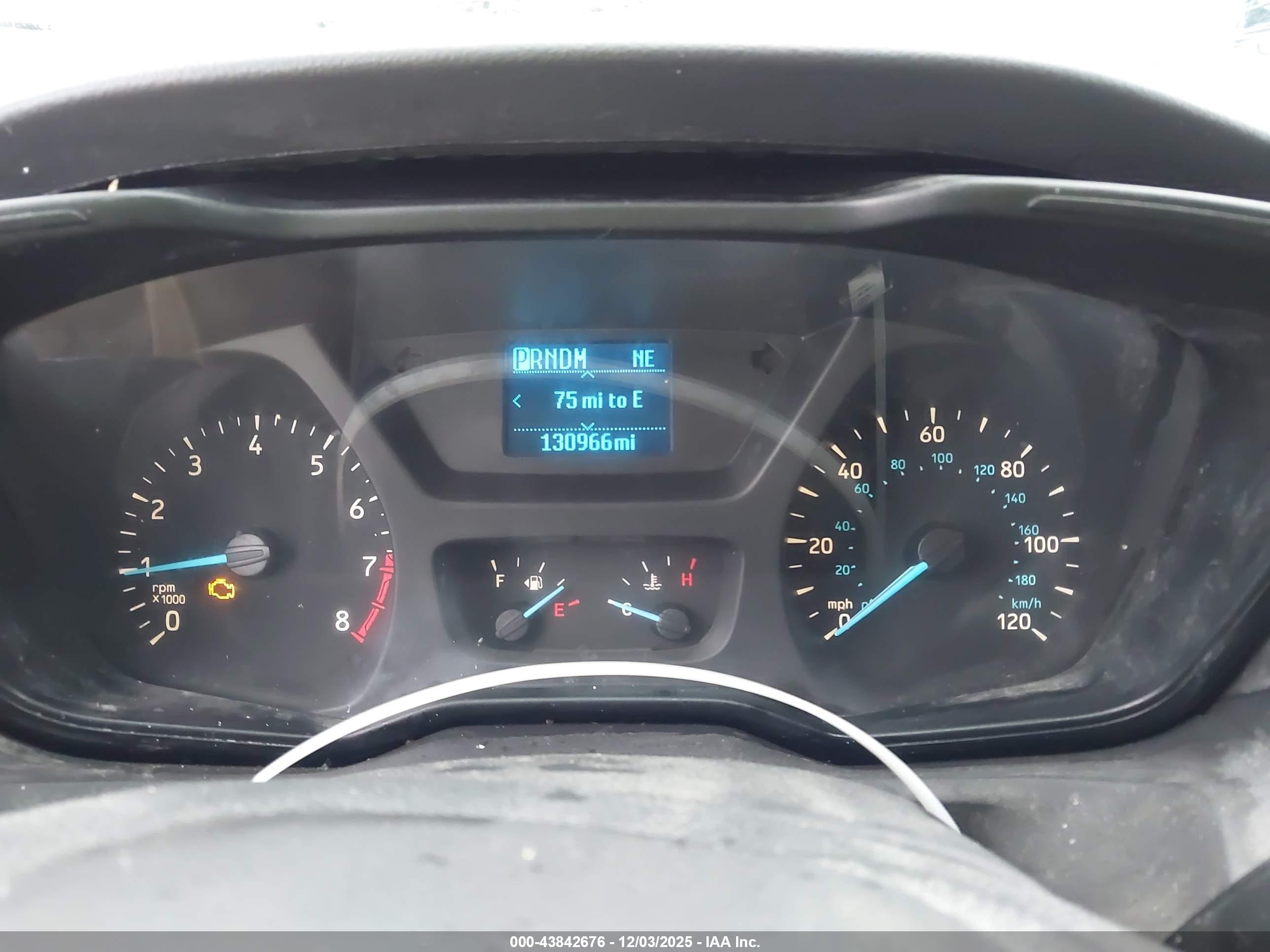 FORD TRANSIT-150 image 7