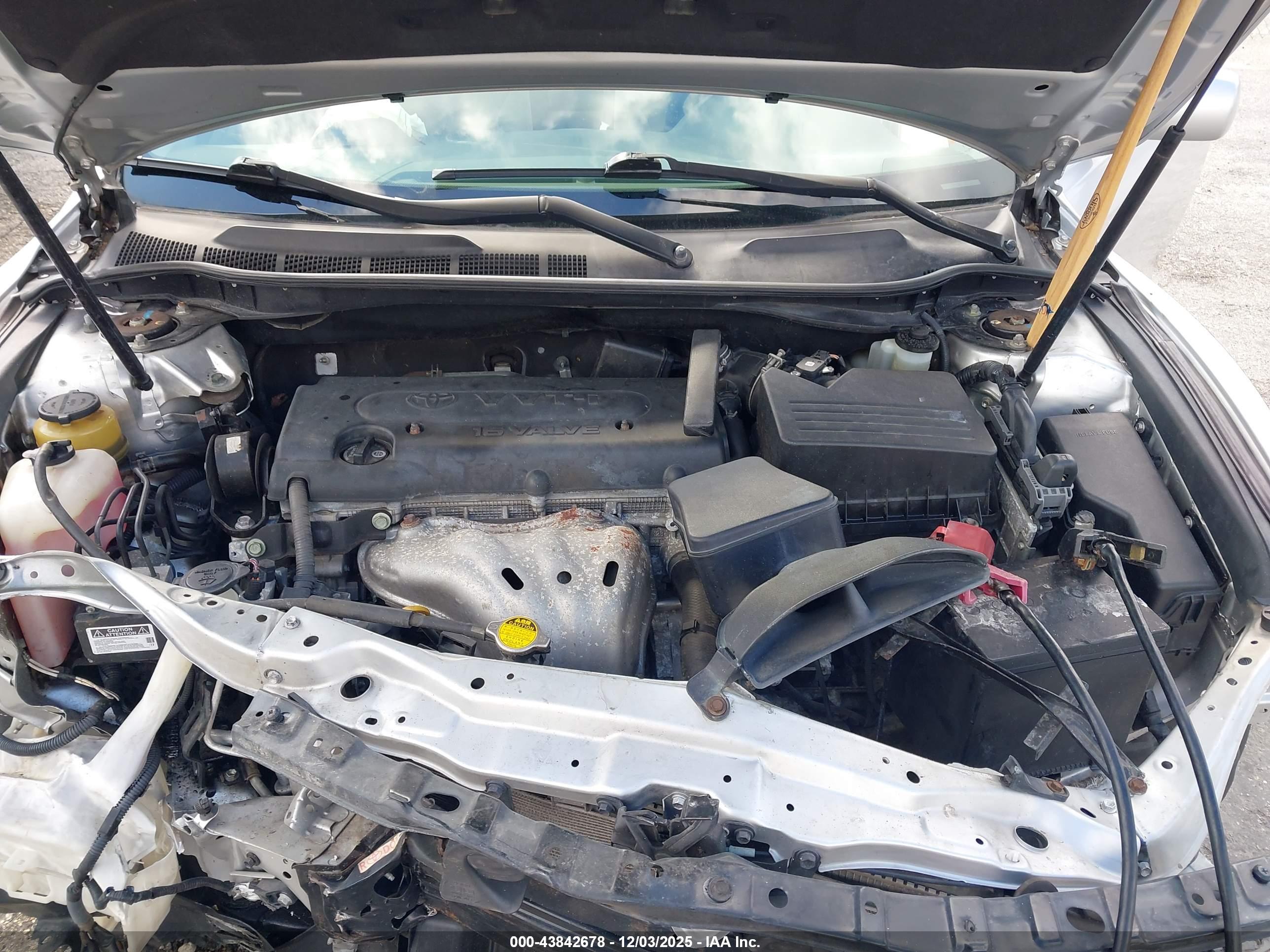 TOYOTA CAMRY image 10