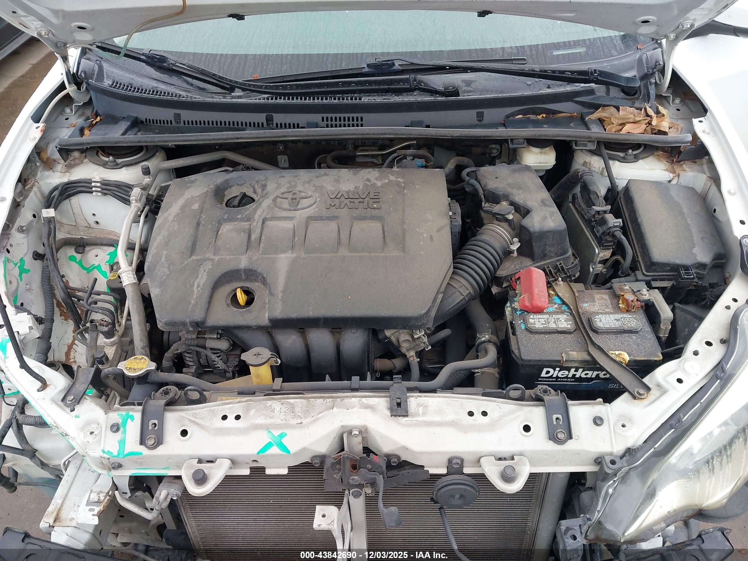 TOYOTA COROLLA image 10