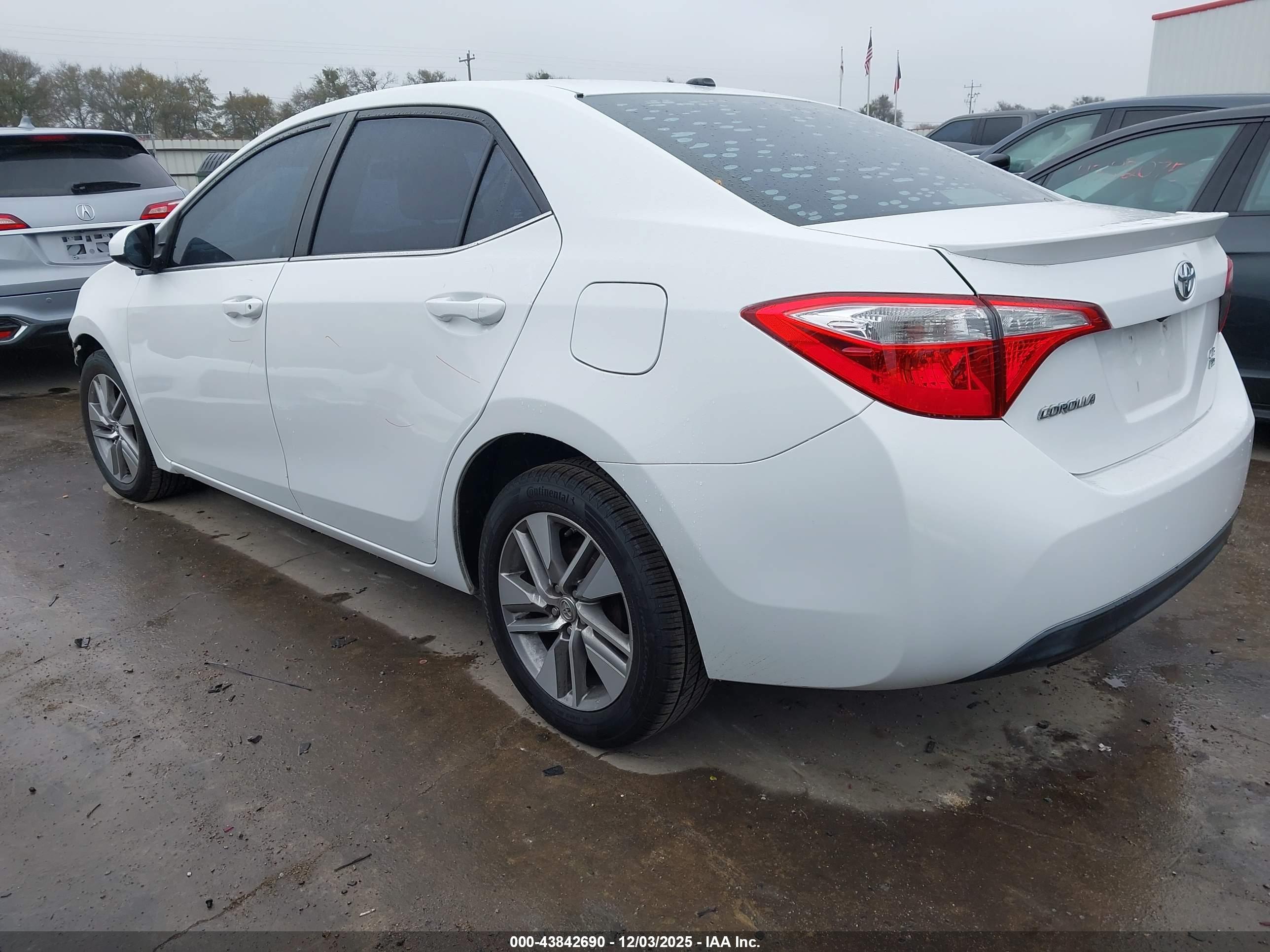 TOYOTA COROLLA image 3