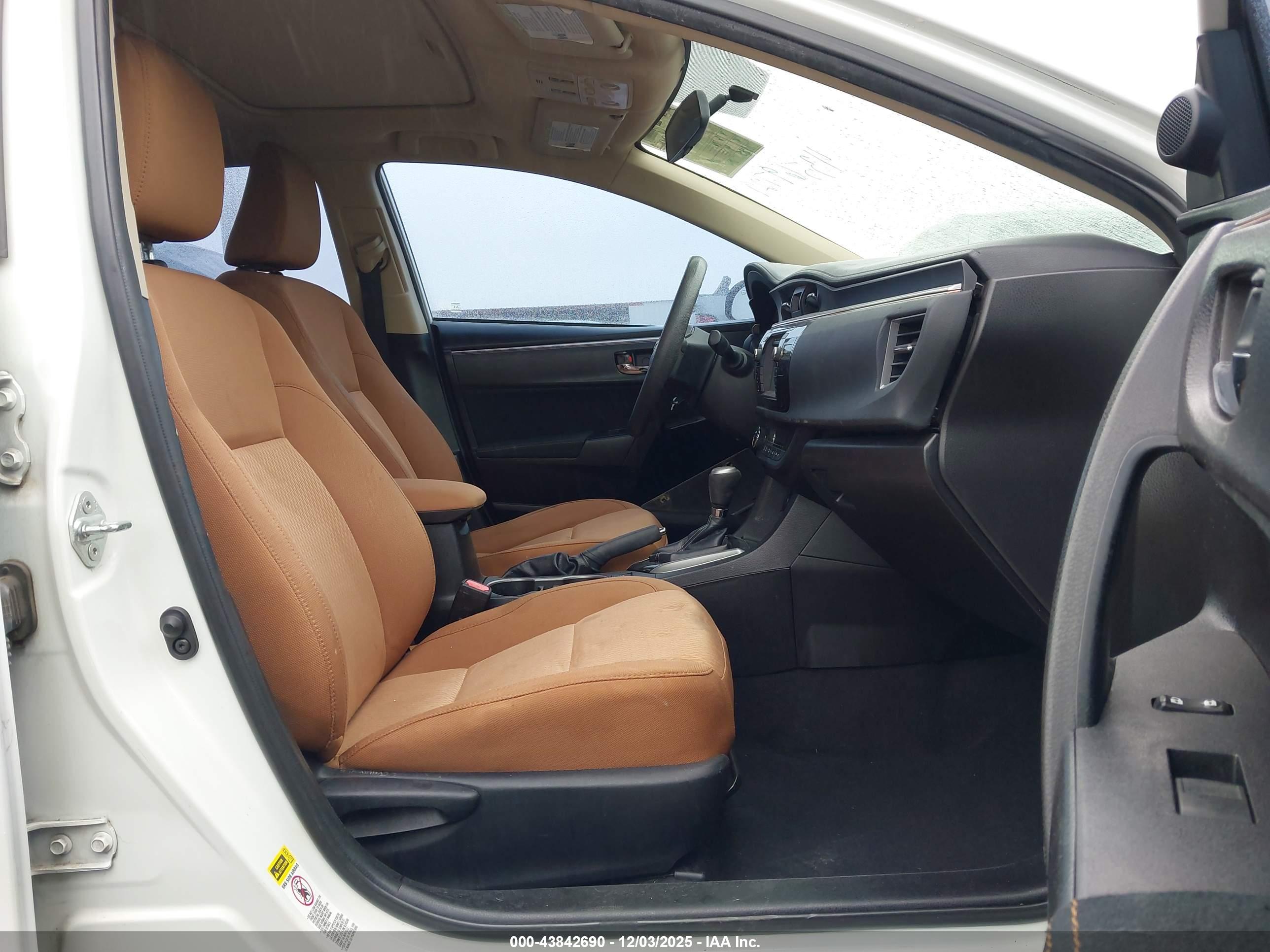 TOYOTA COROLLA image 5