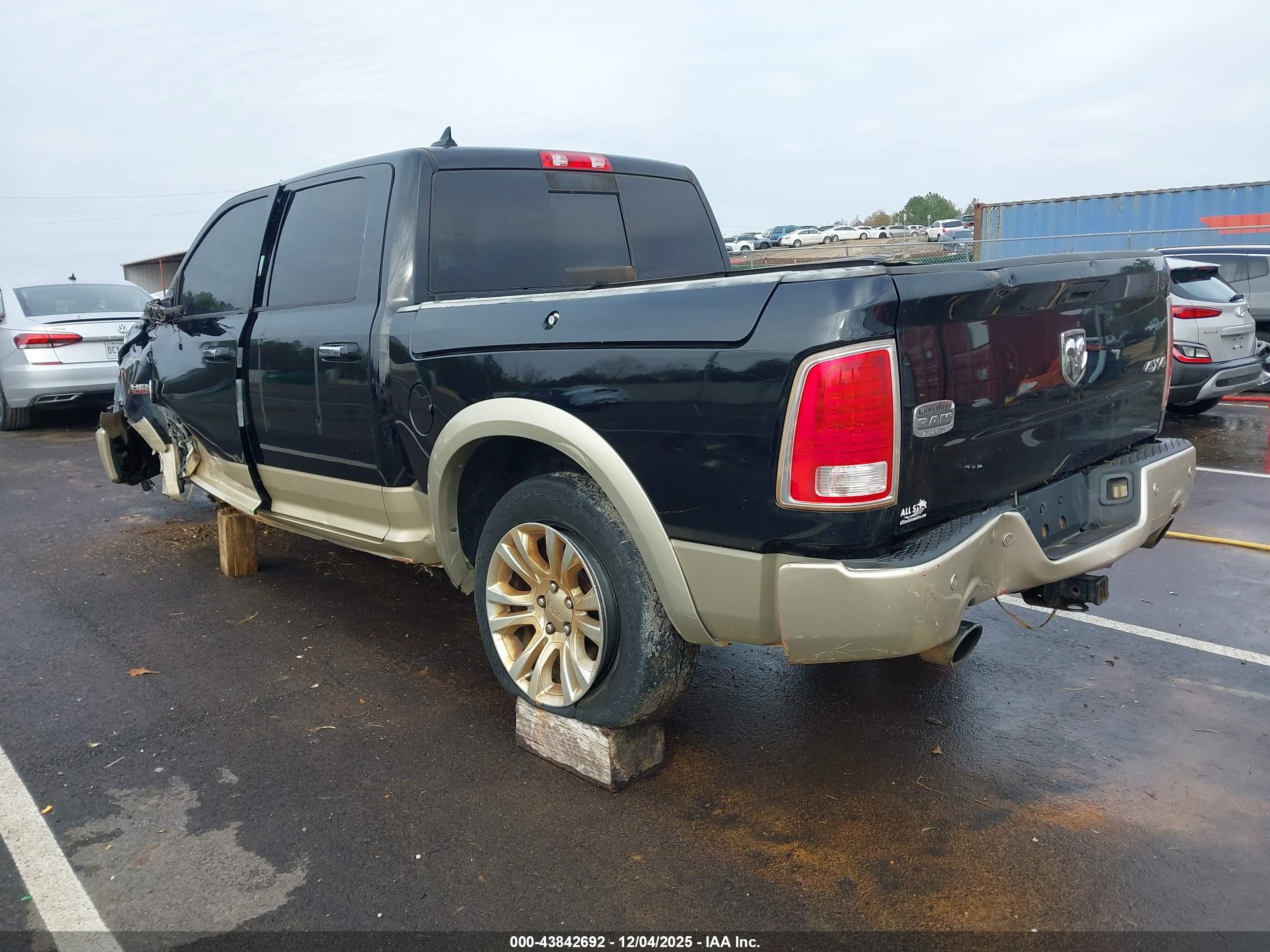 RAM 1500 image 3