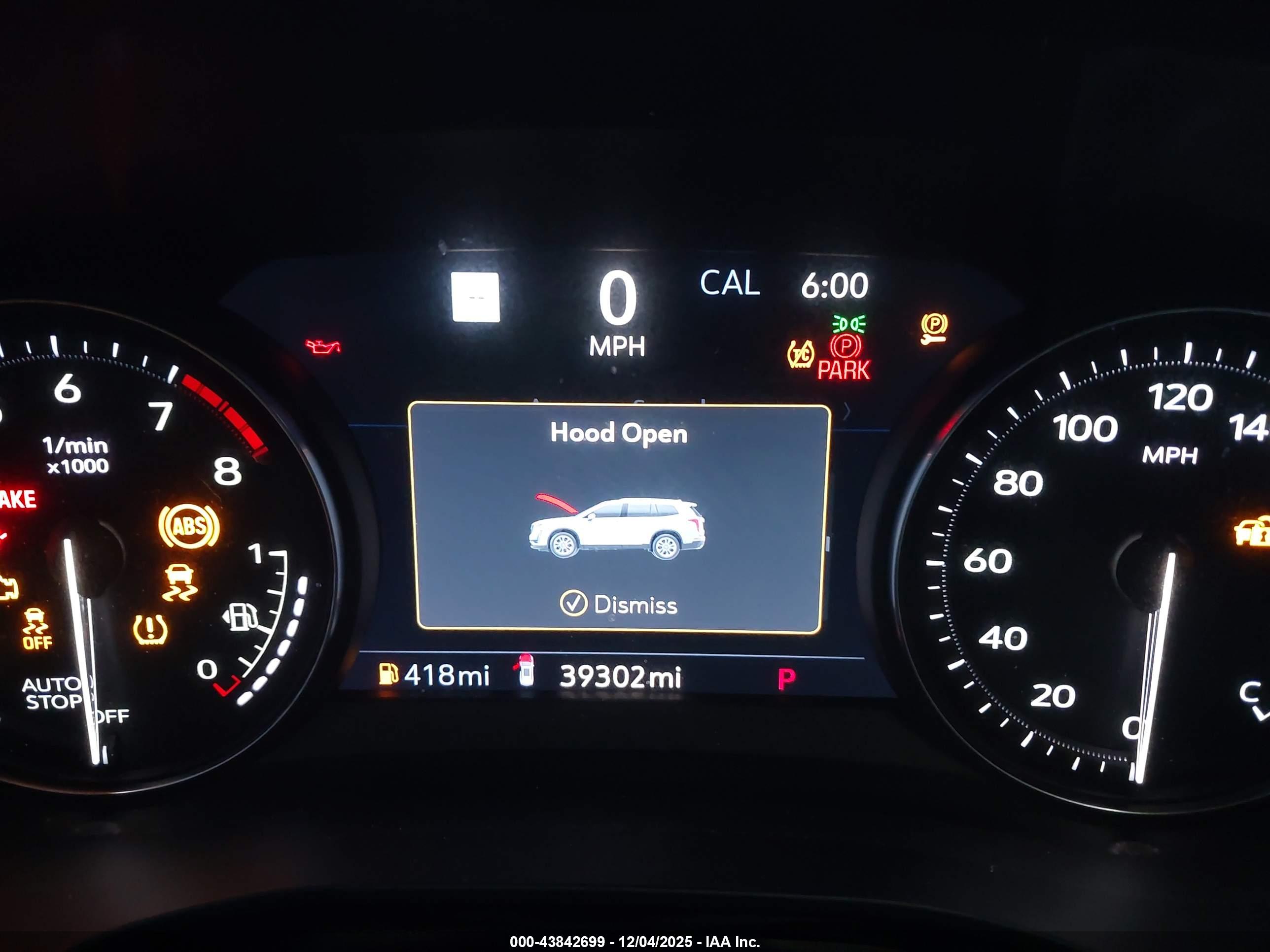 CADILLAC XT6 image 7
