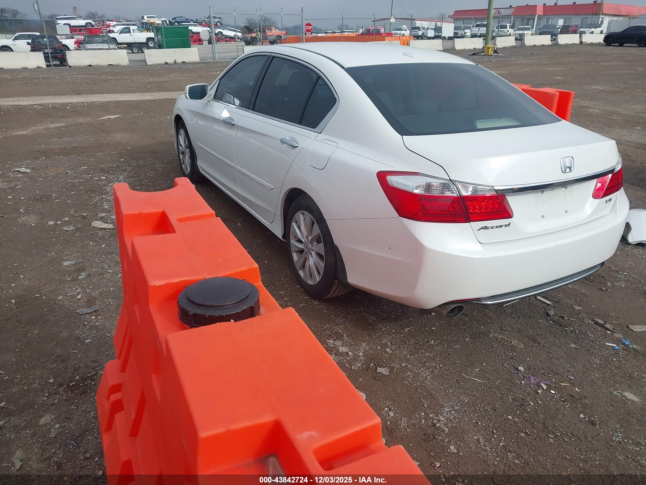 HONDA ACCORD image 3