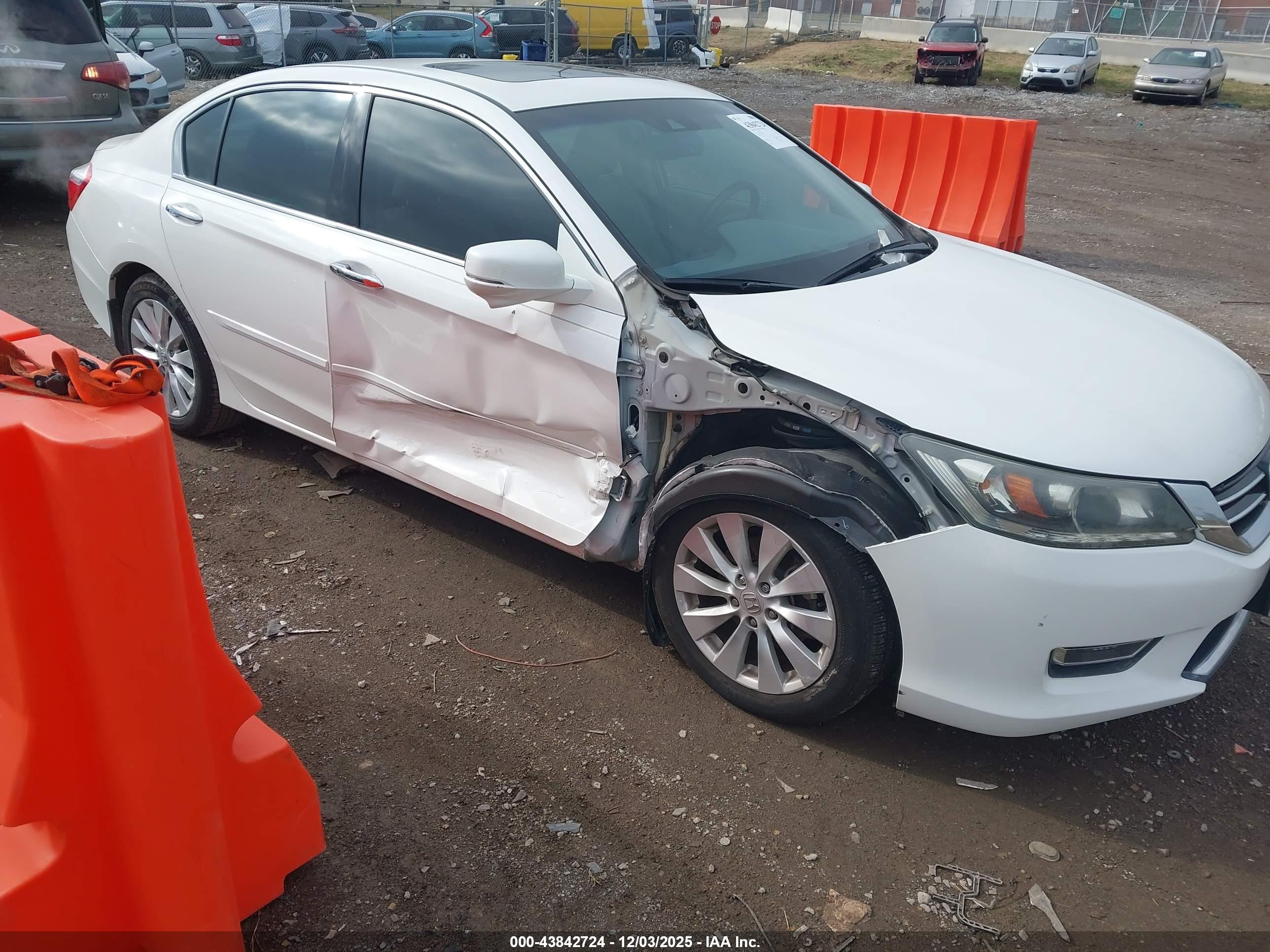 HONDA ACCORD image 6
