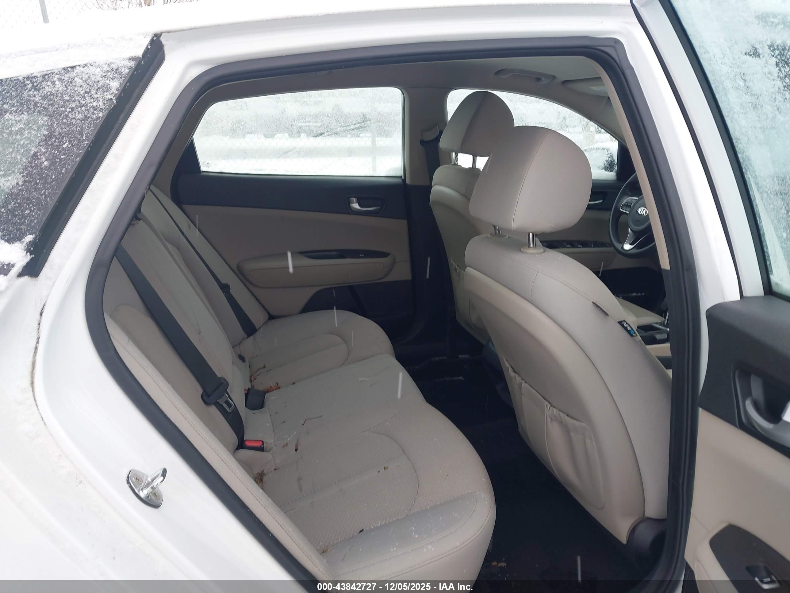 KIA OPTIMA image 8