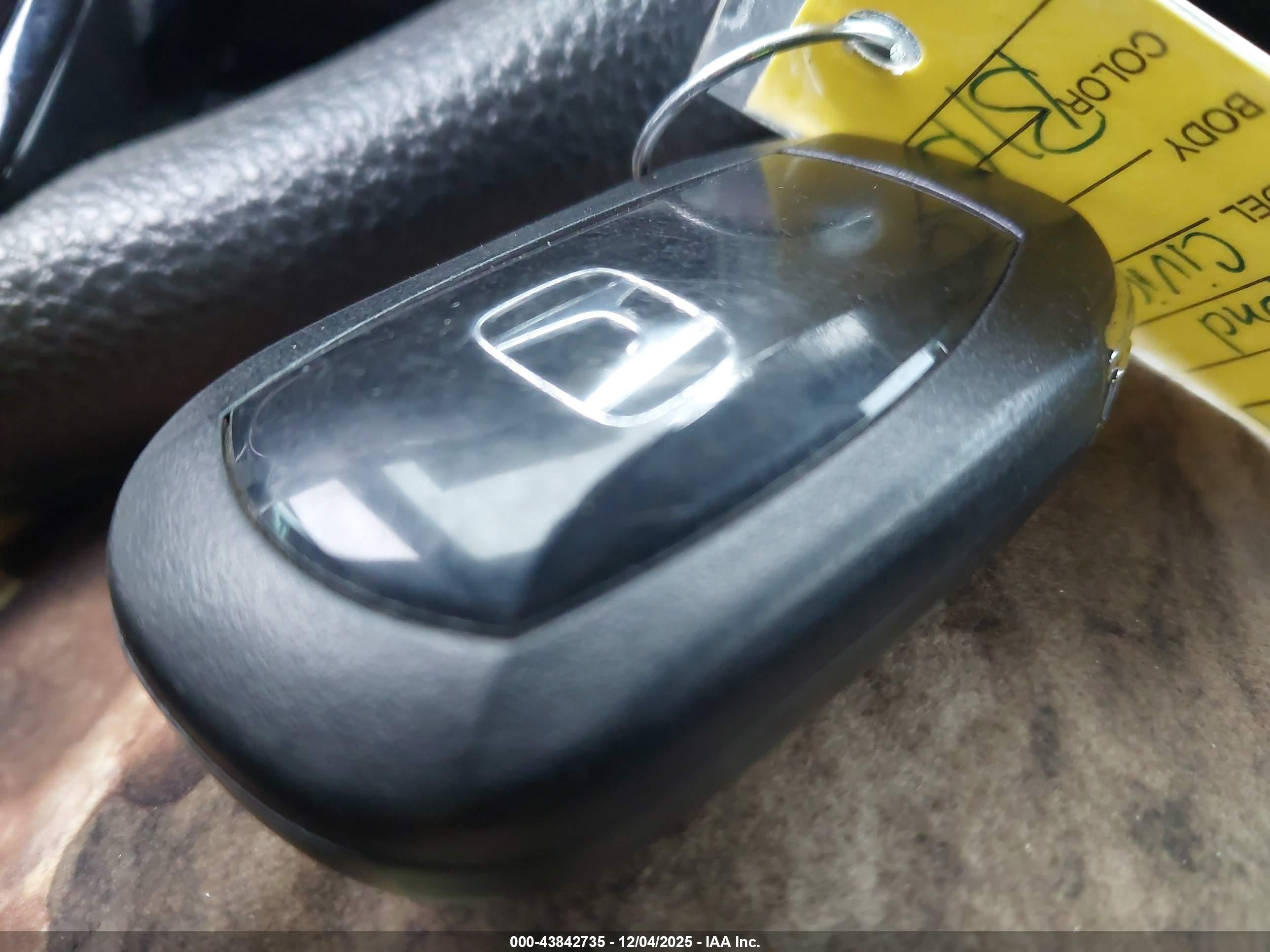 HONDA CIVIC image 11