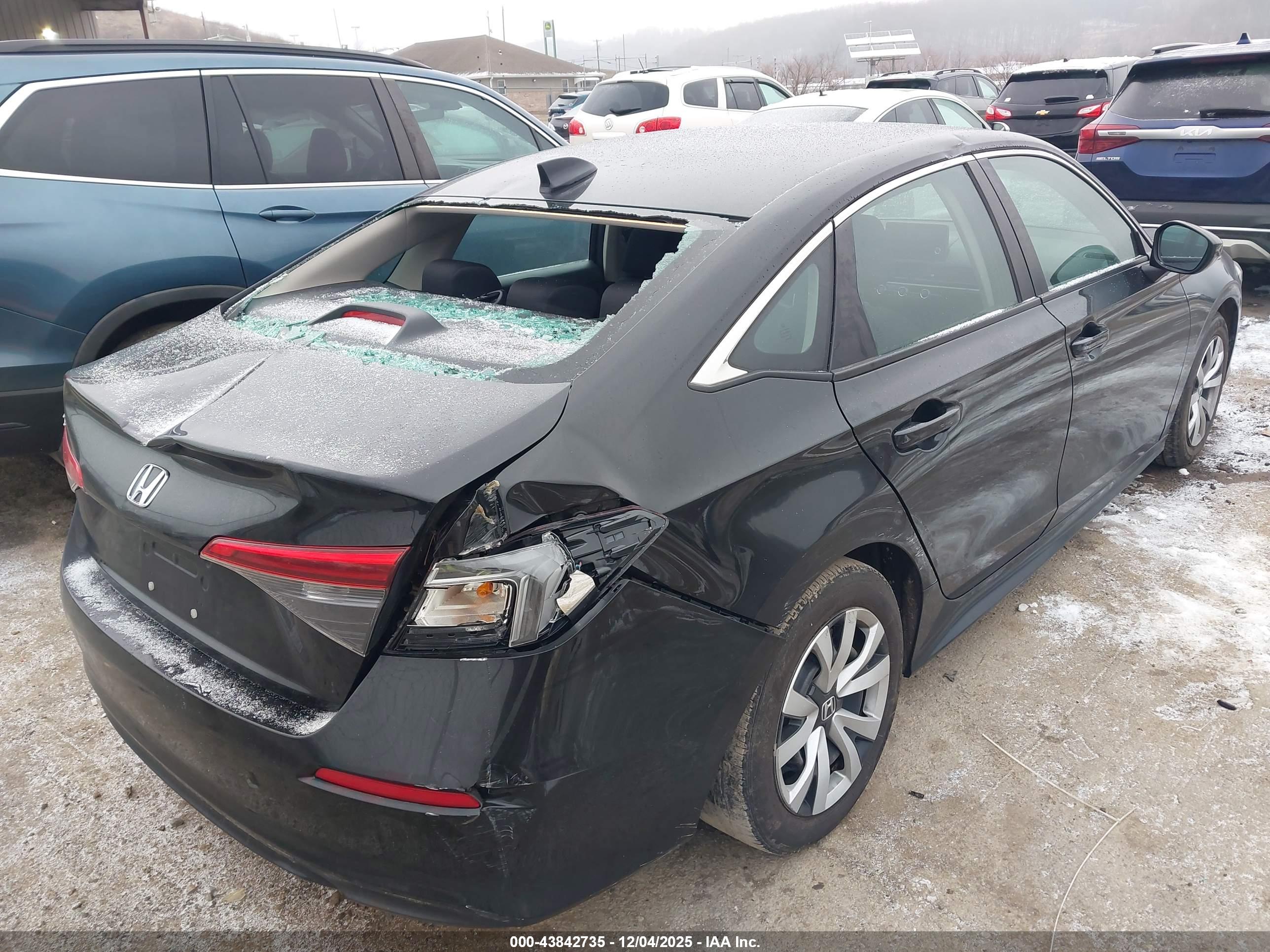 HONDA CIVIC image 4