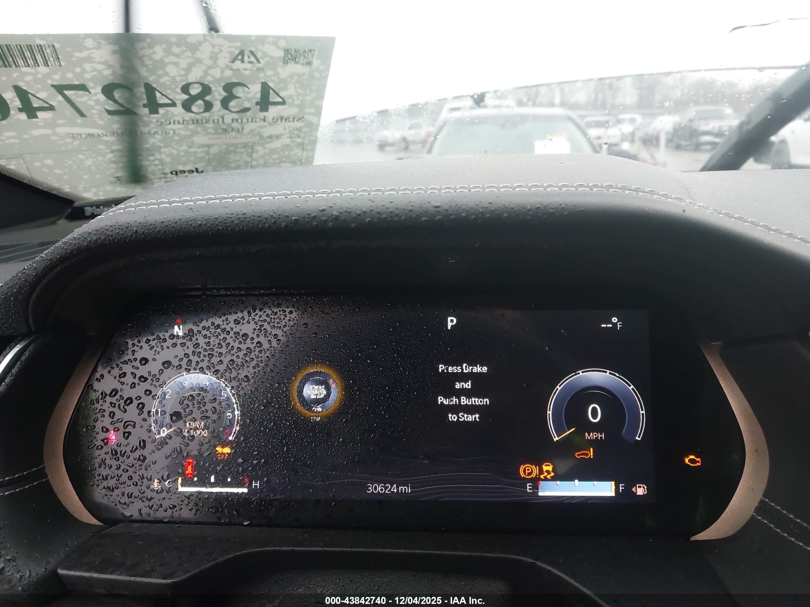 JEEP GRAND image 7