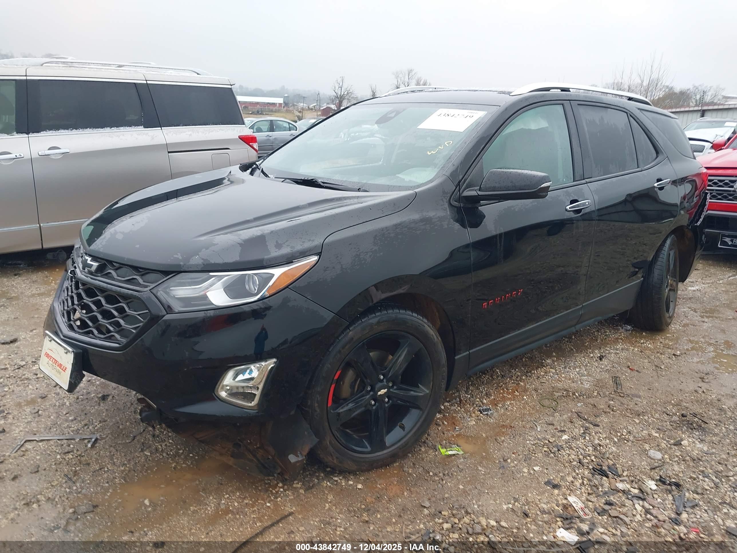 CHEVROLET EQUINOX image 2