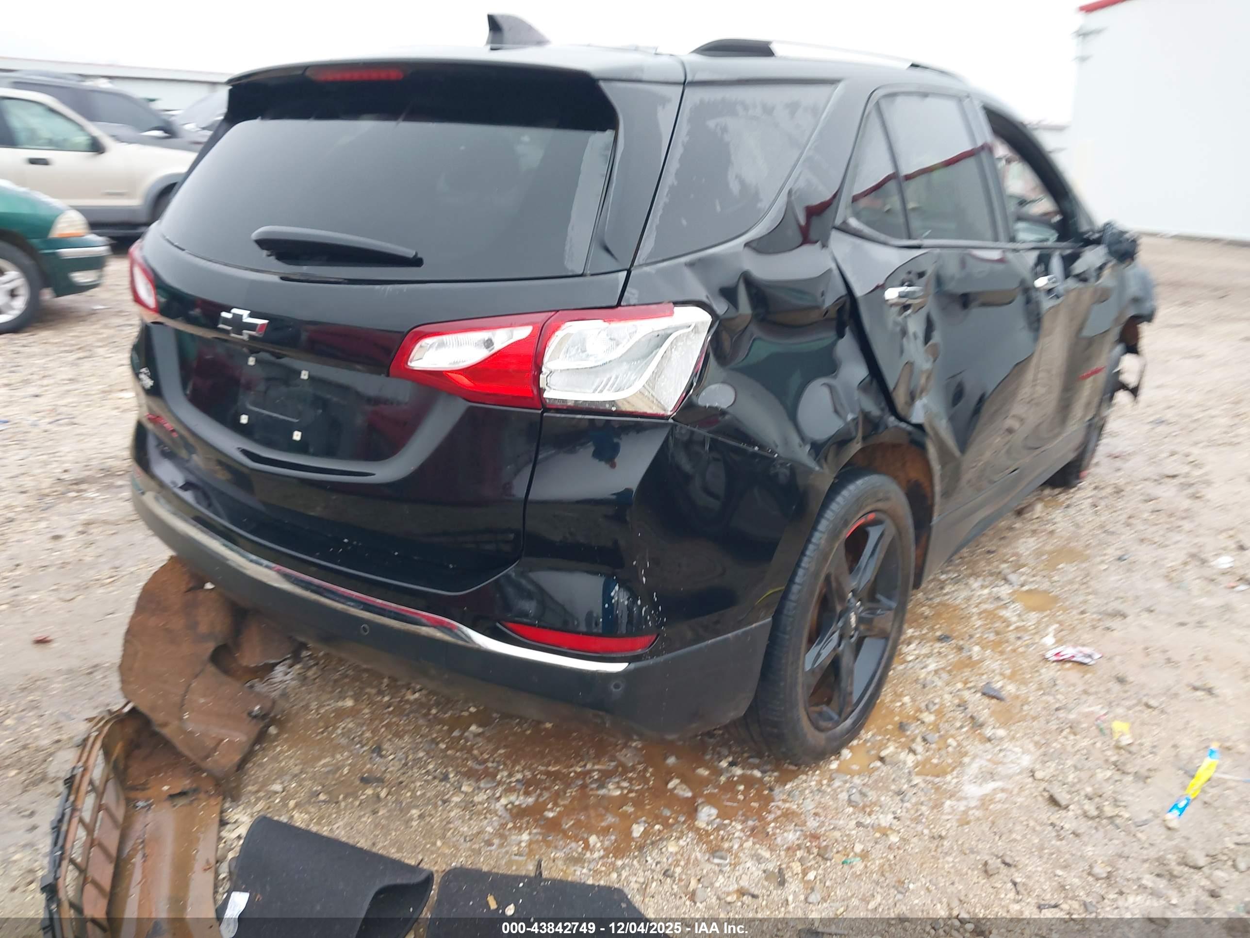 CHEVROLET EQUINOX image 4