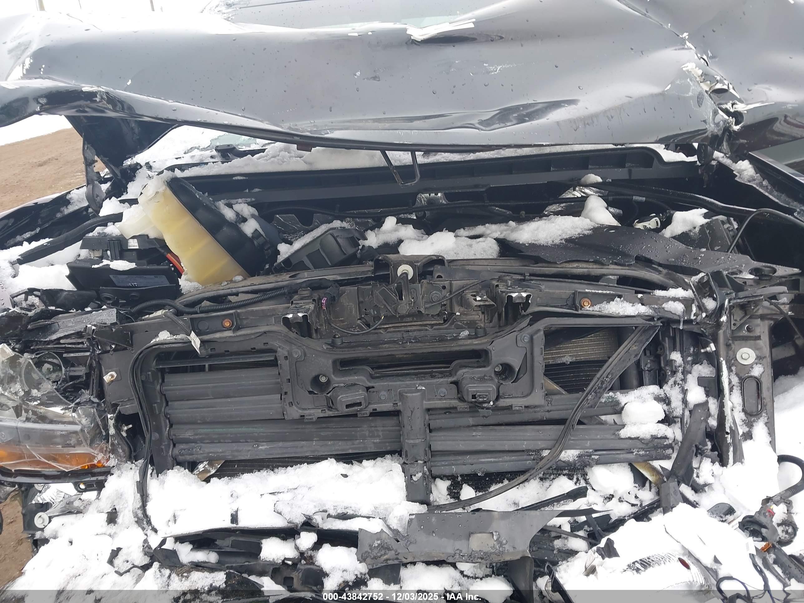 CHEVROLET SILVERADO image 10