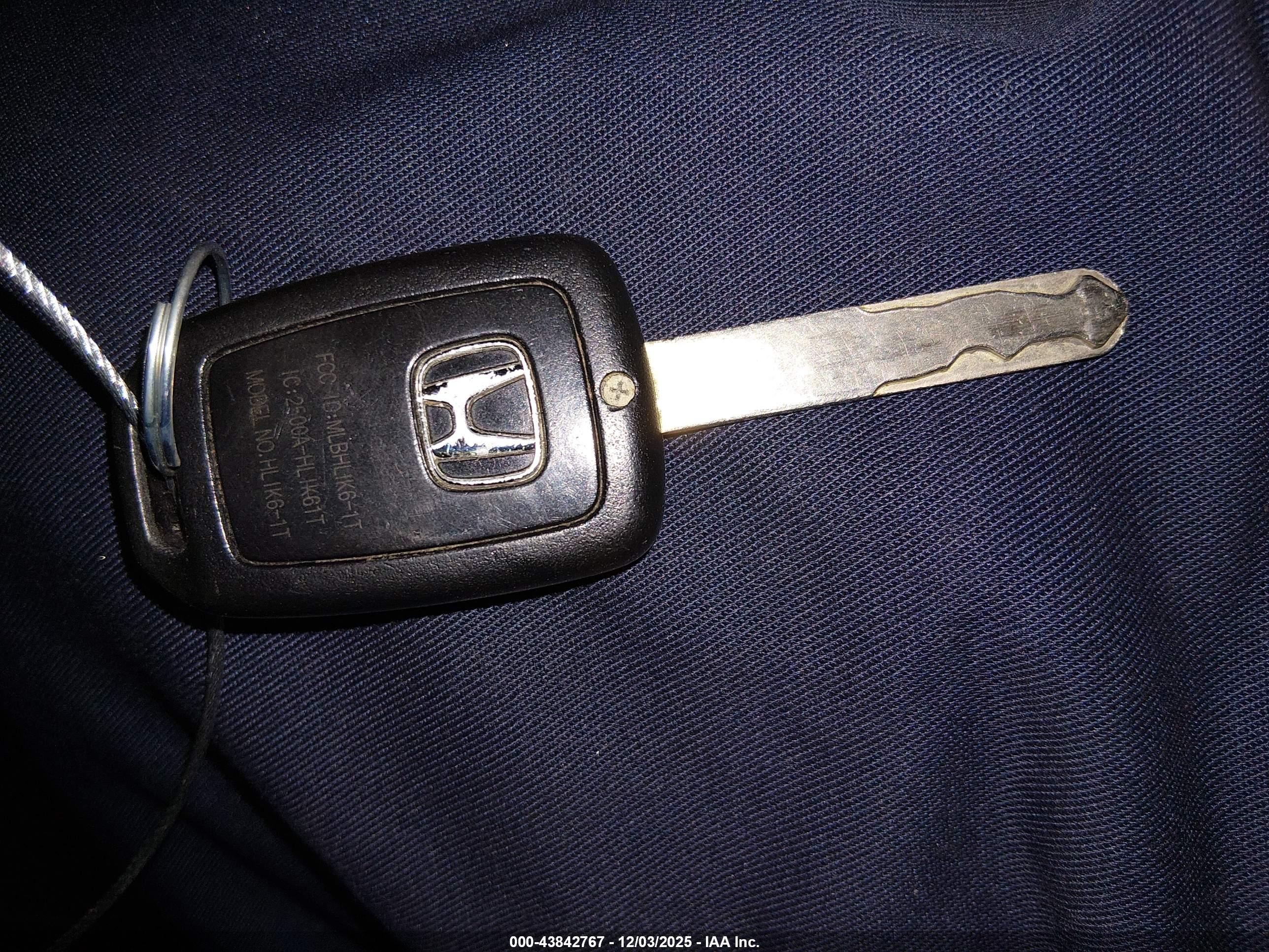 HONDA CR-V image 11