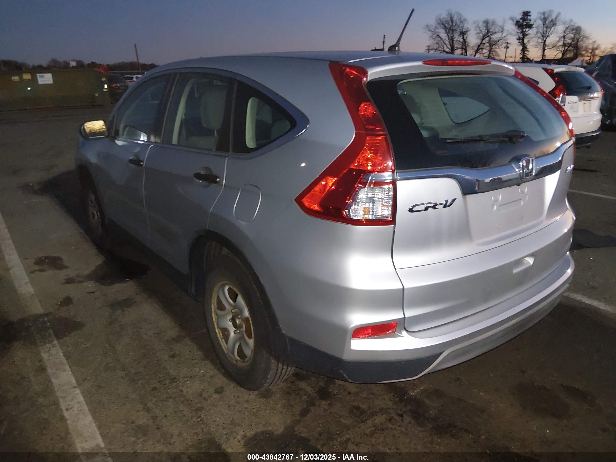 HONDA CR-V image 3