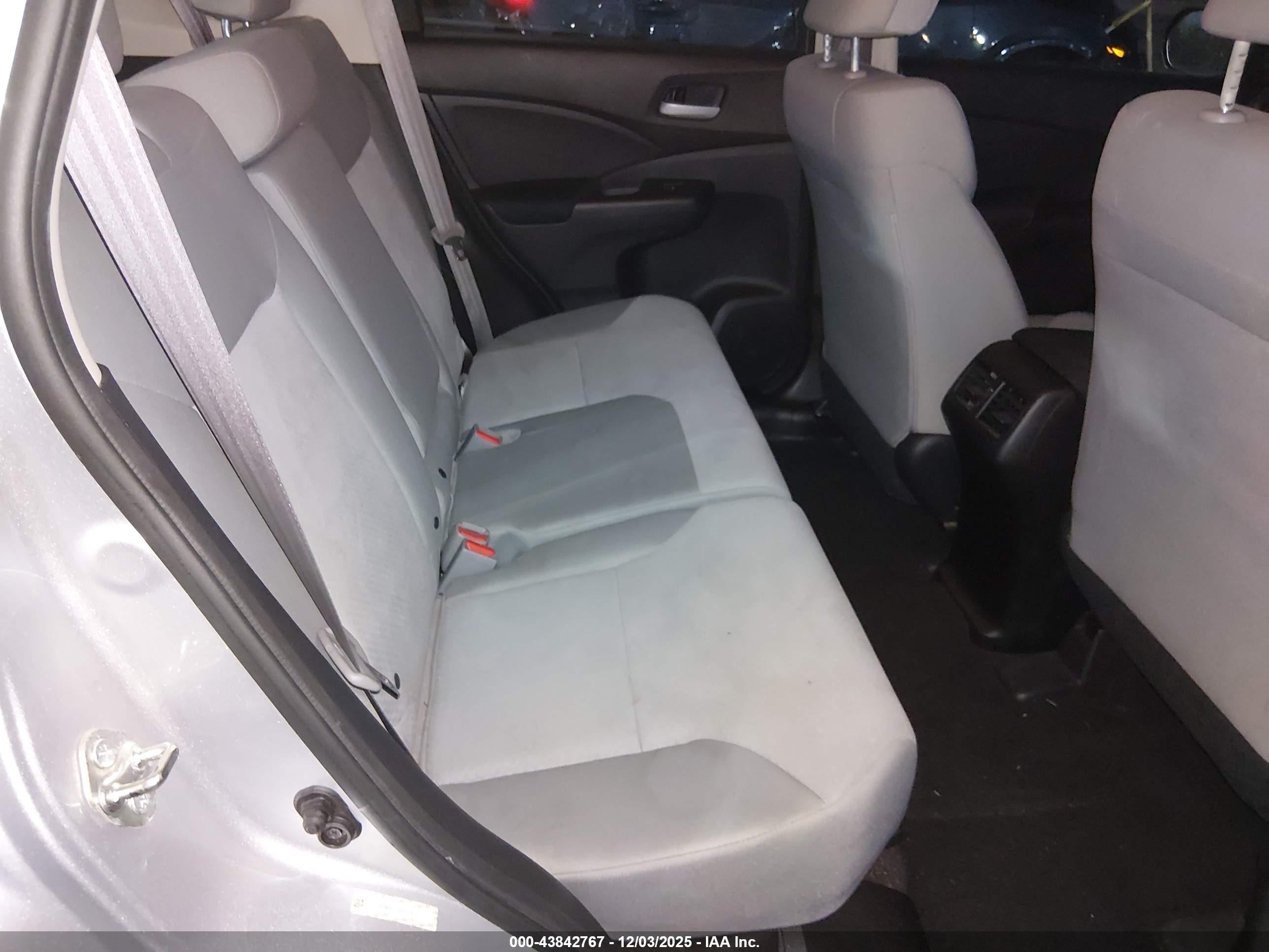 HONDA CR-V image 8