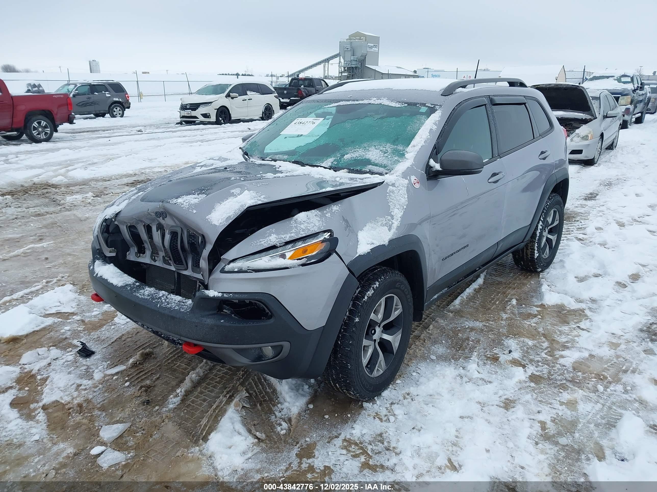 JEEP CHEROKEE image 2