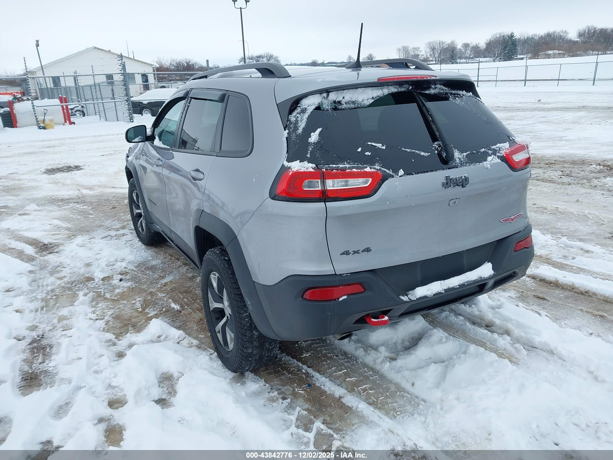 JEEP CHEROKEE image 3