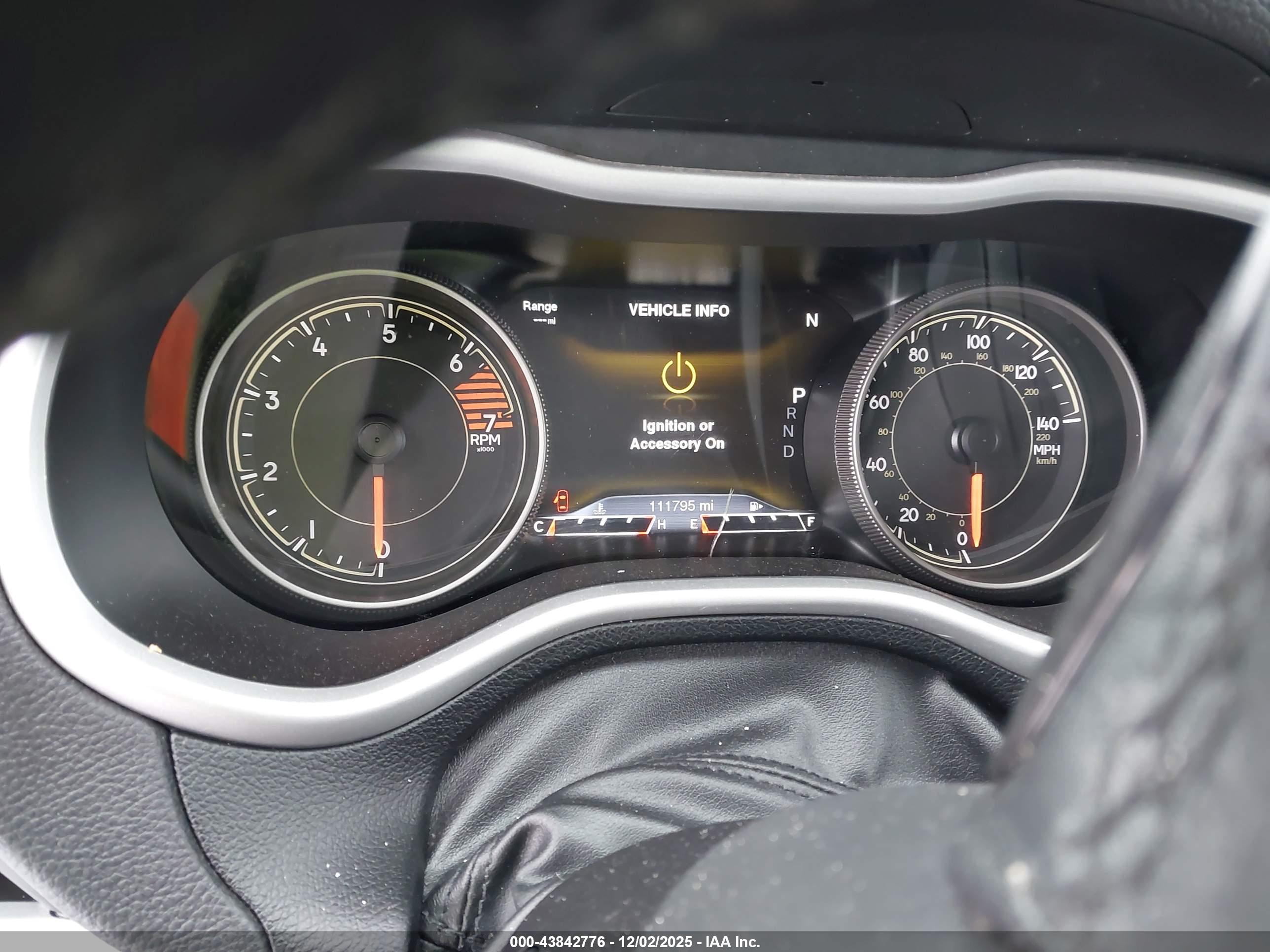 JEEP CHEROKEE image 7