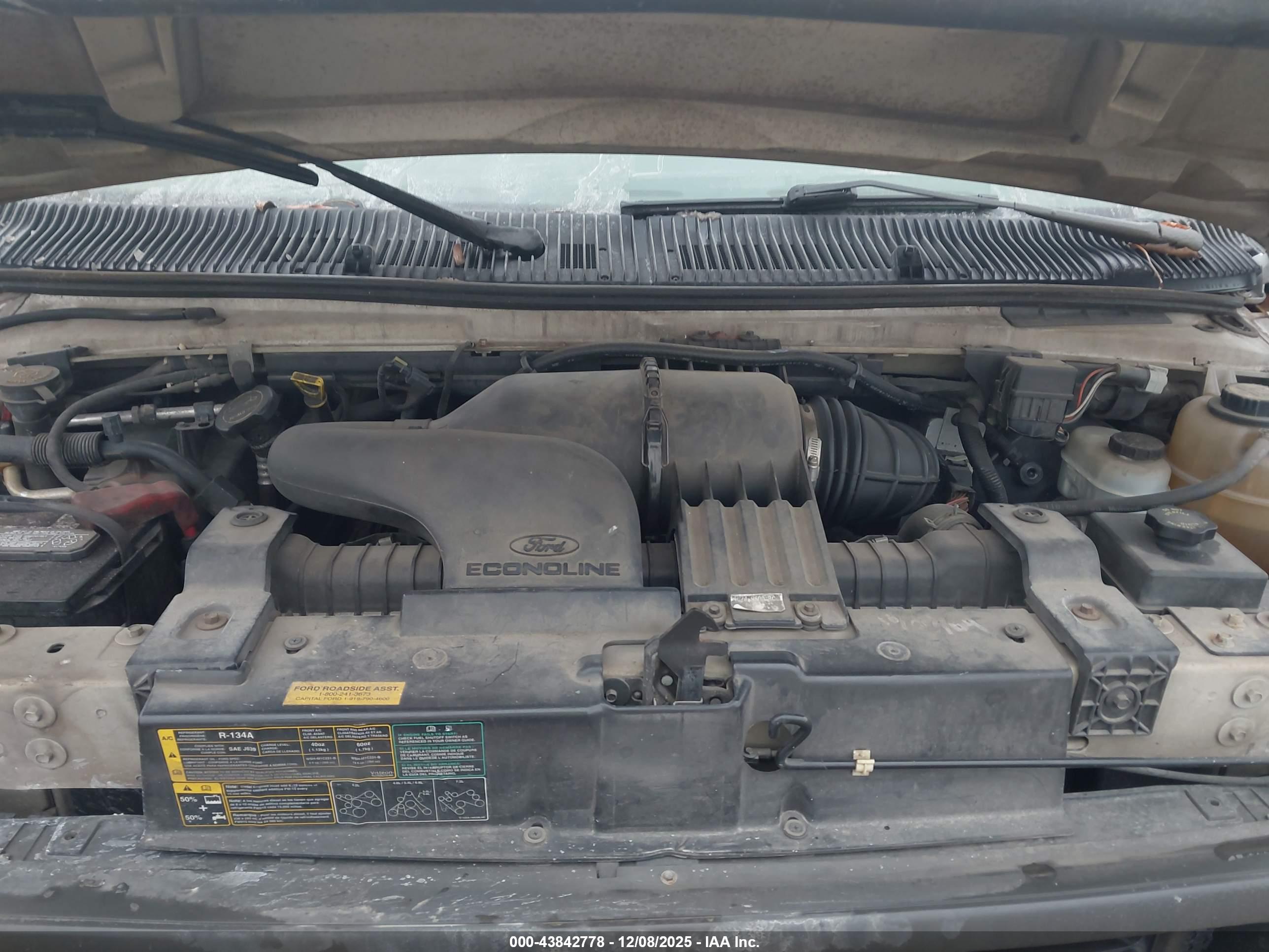 FORD E-250 image 10