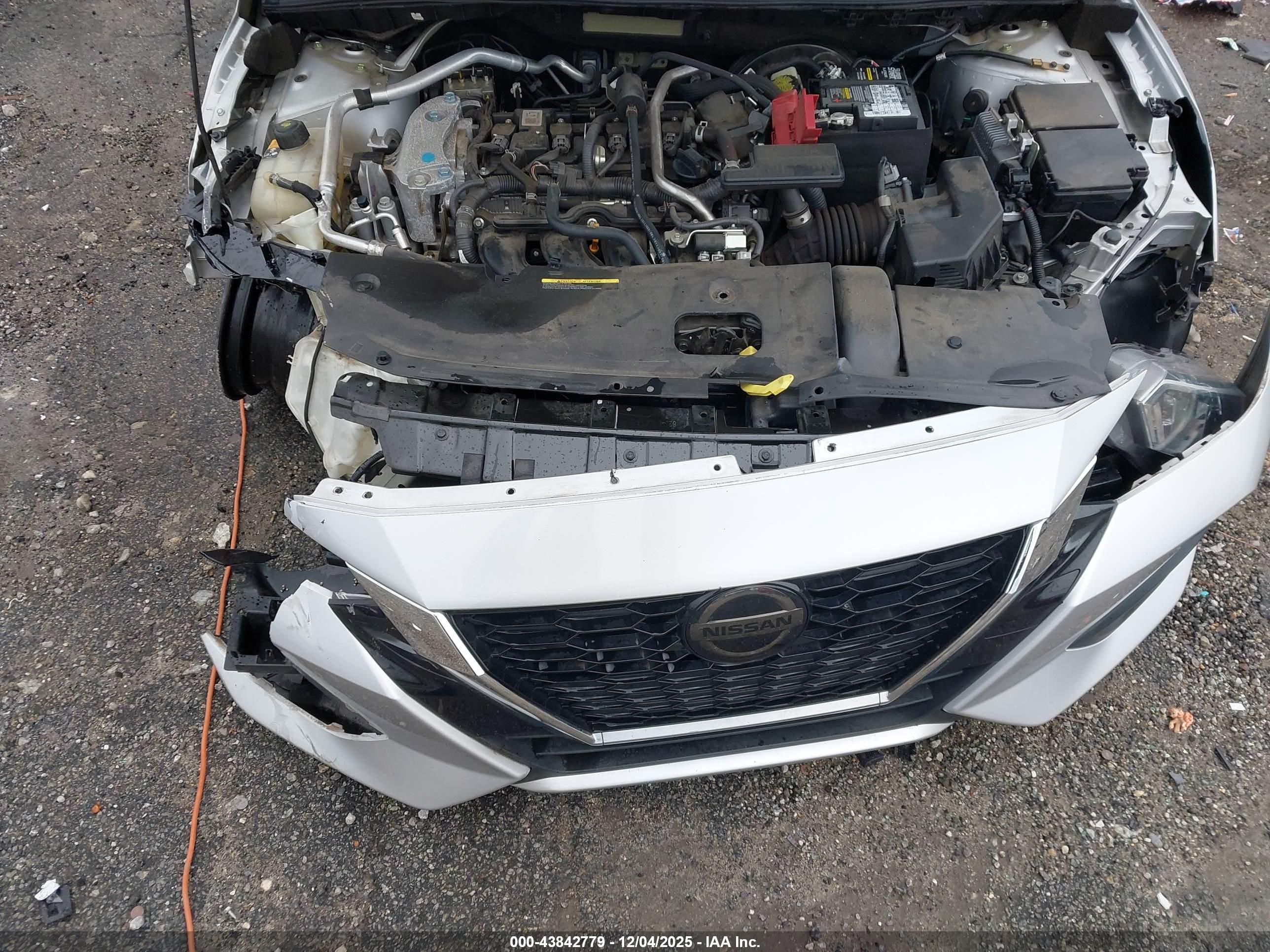NISSAN SENTRA image 10