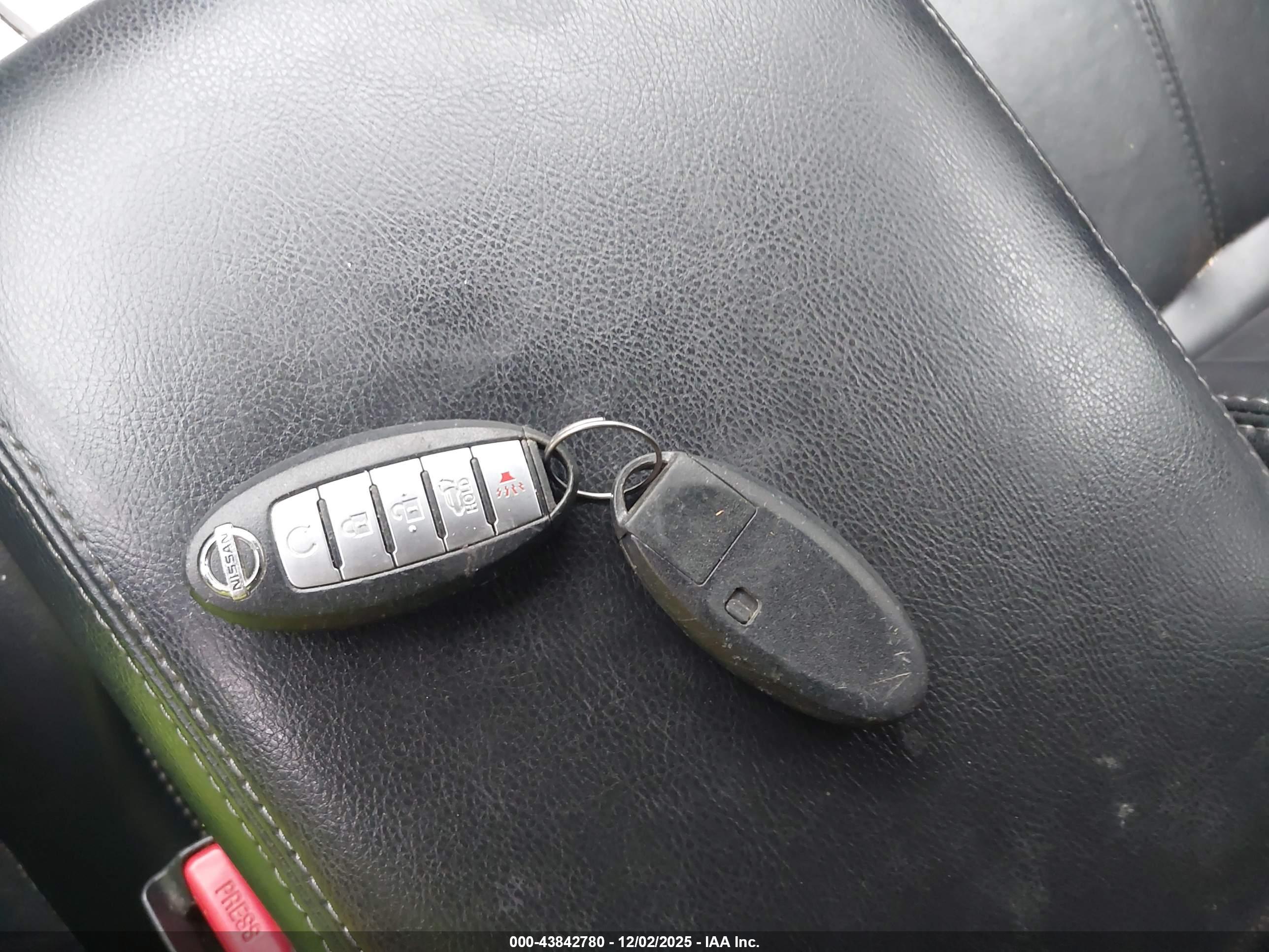 NISSAN PATHFINDER image 11