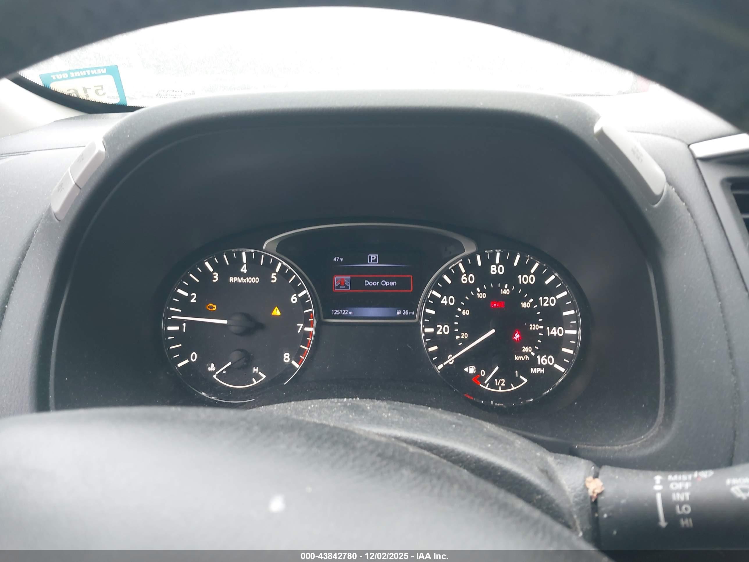 NISSAN PATHFINDER image 7
