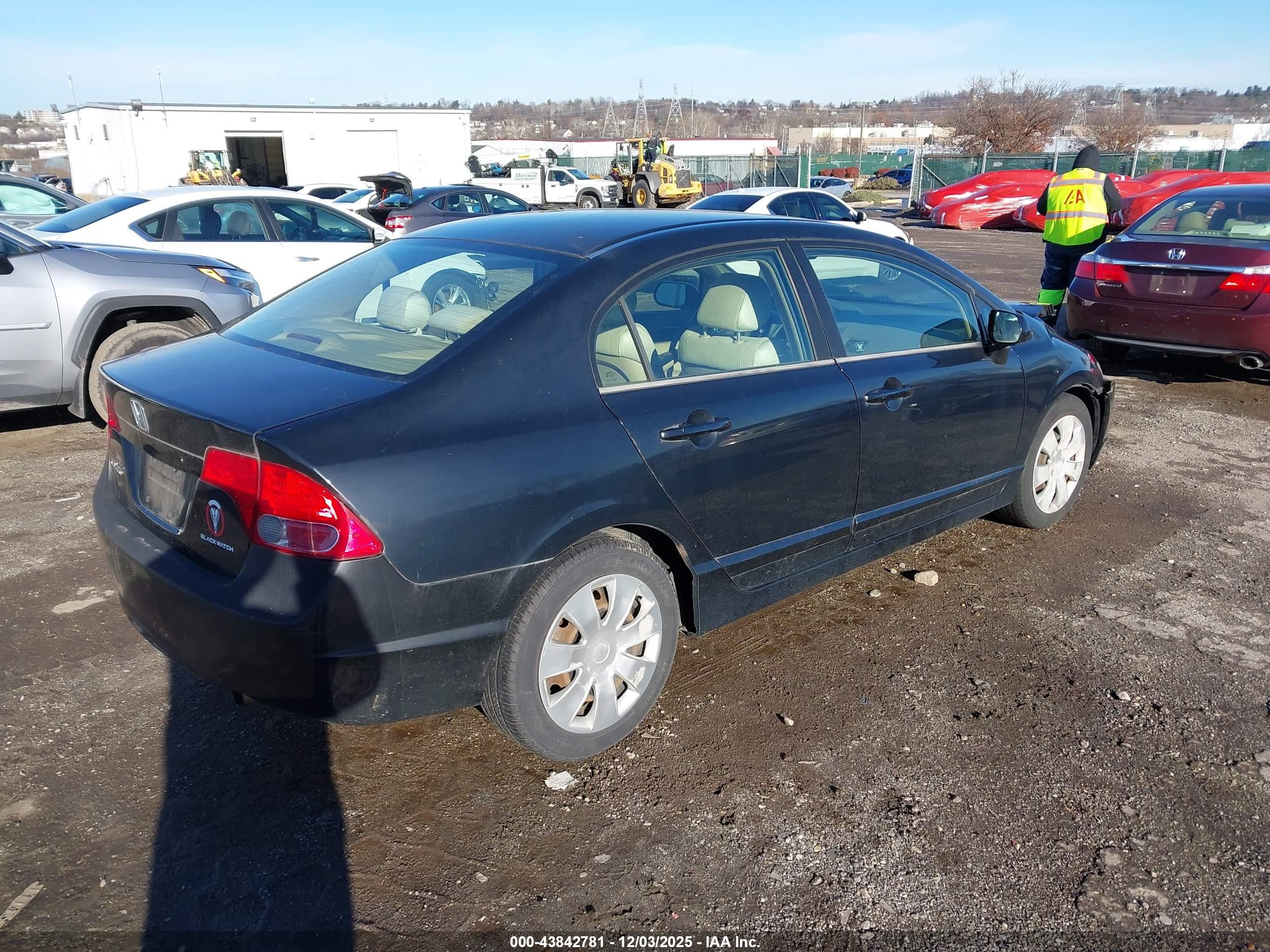 HONDA CIVIC image 4