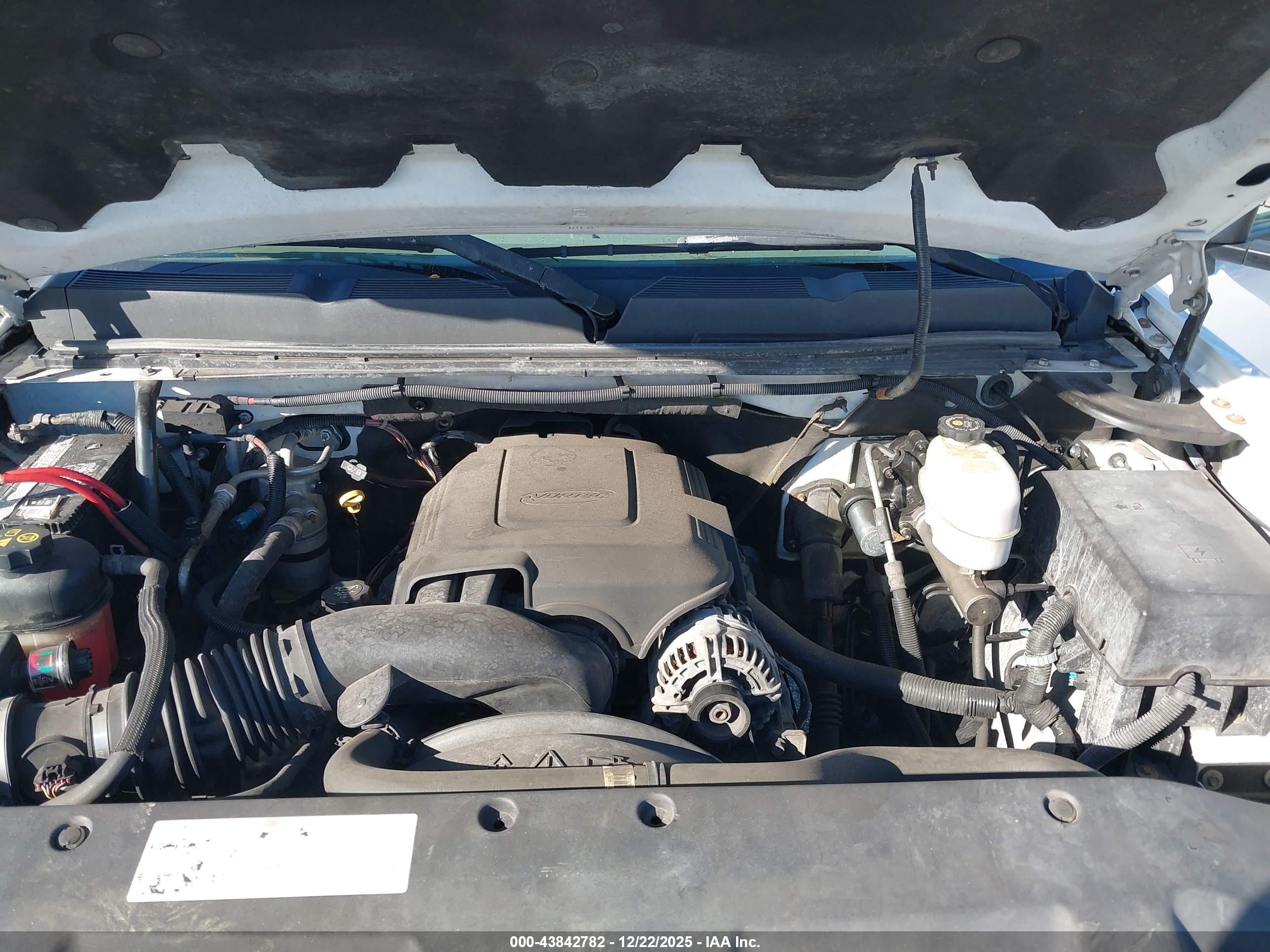CHEVROLET SILVERADO image 10