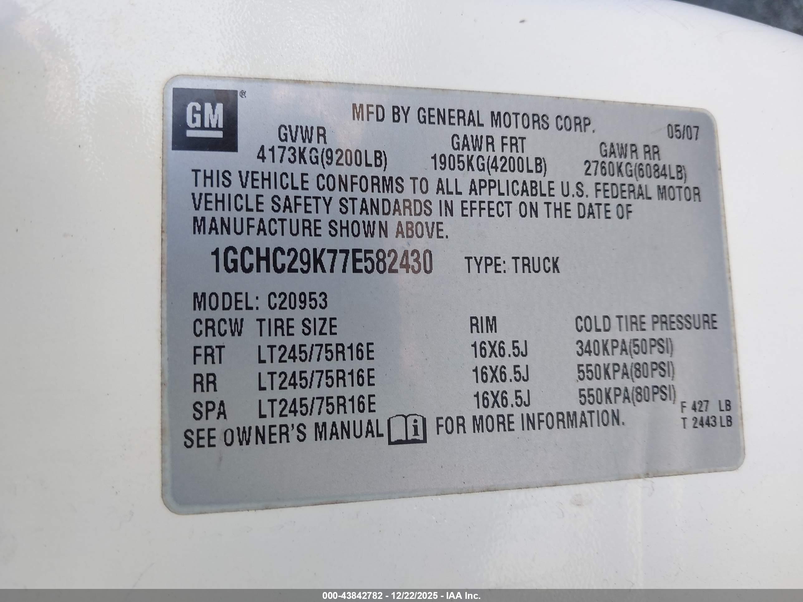CHEVROLET SILVERADO image 9