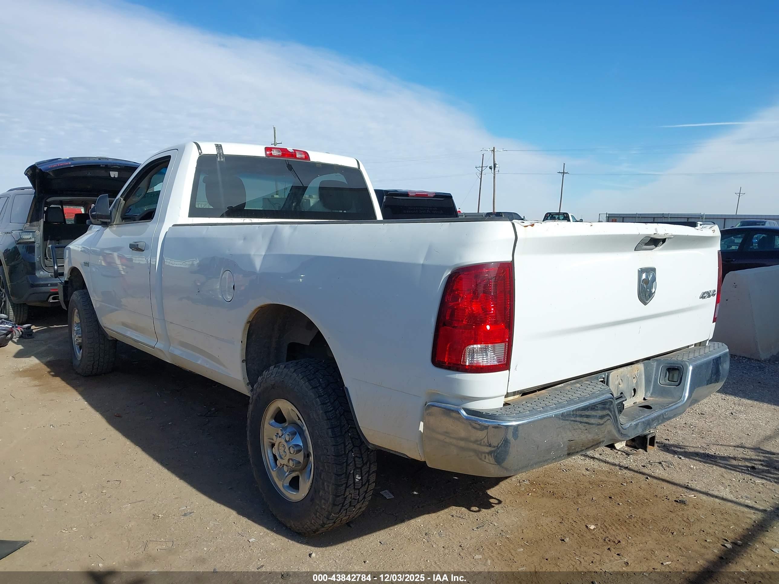RAM 2500 image 3