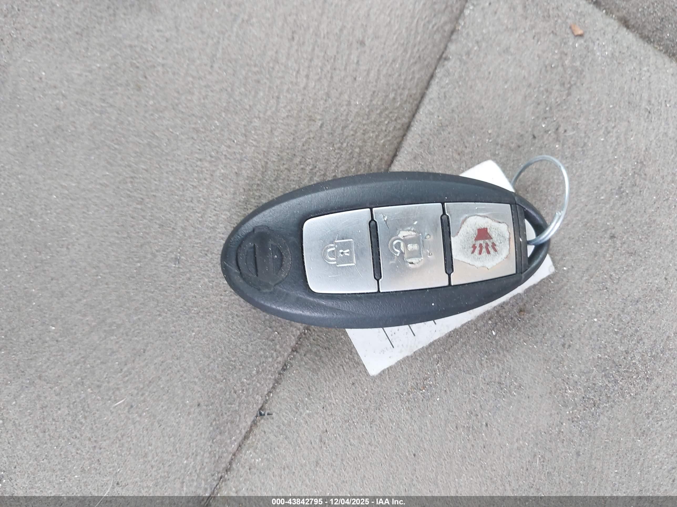 NISSAN ROGUE image 11