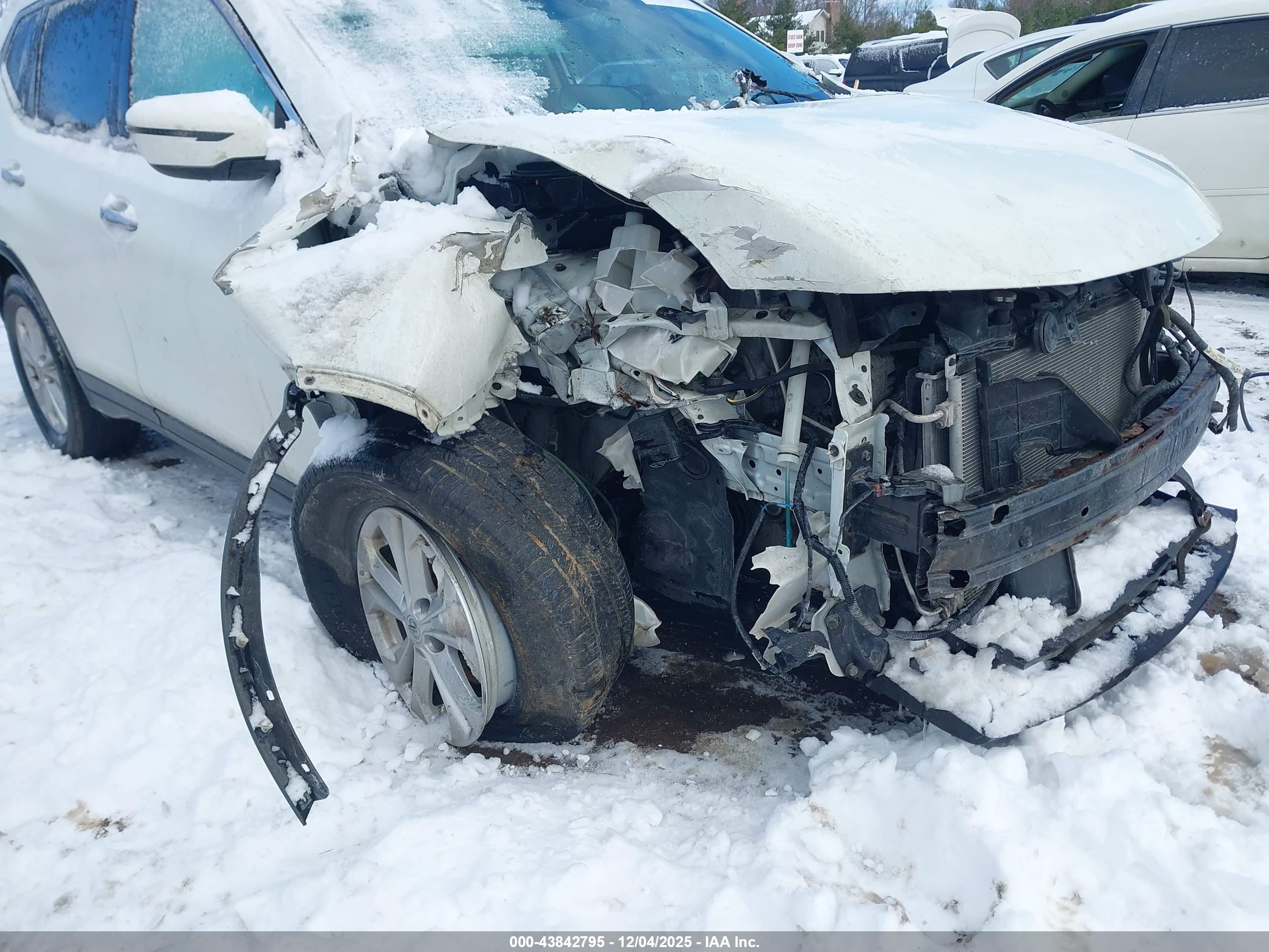 NISSAN ROGUE image 6