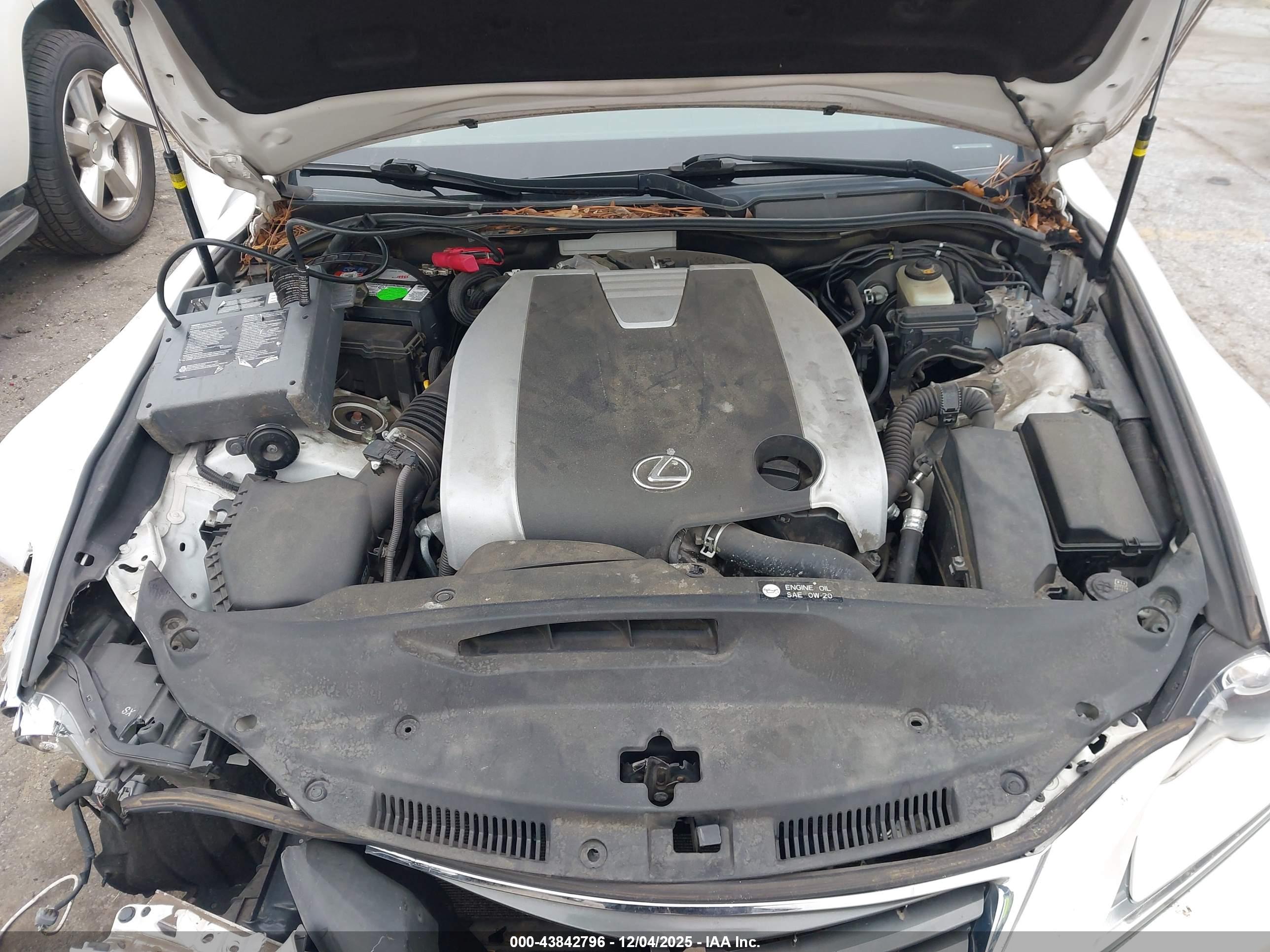 LEXUS IS image 10