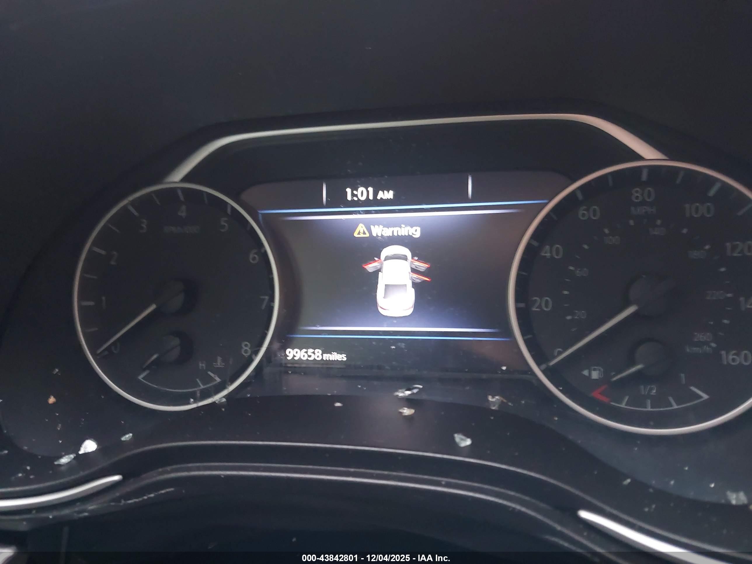 NISSAN MAXIMA image 7