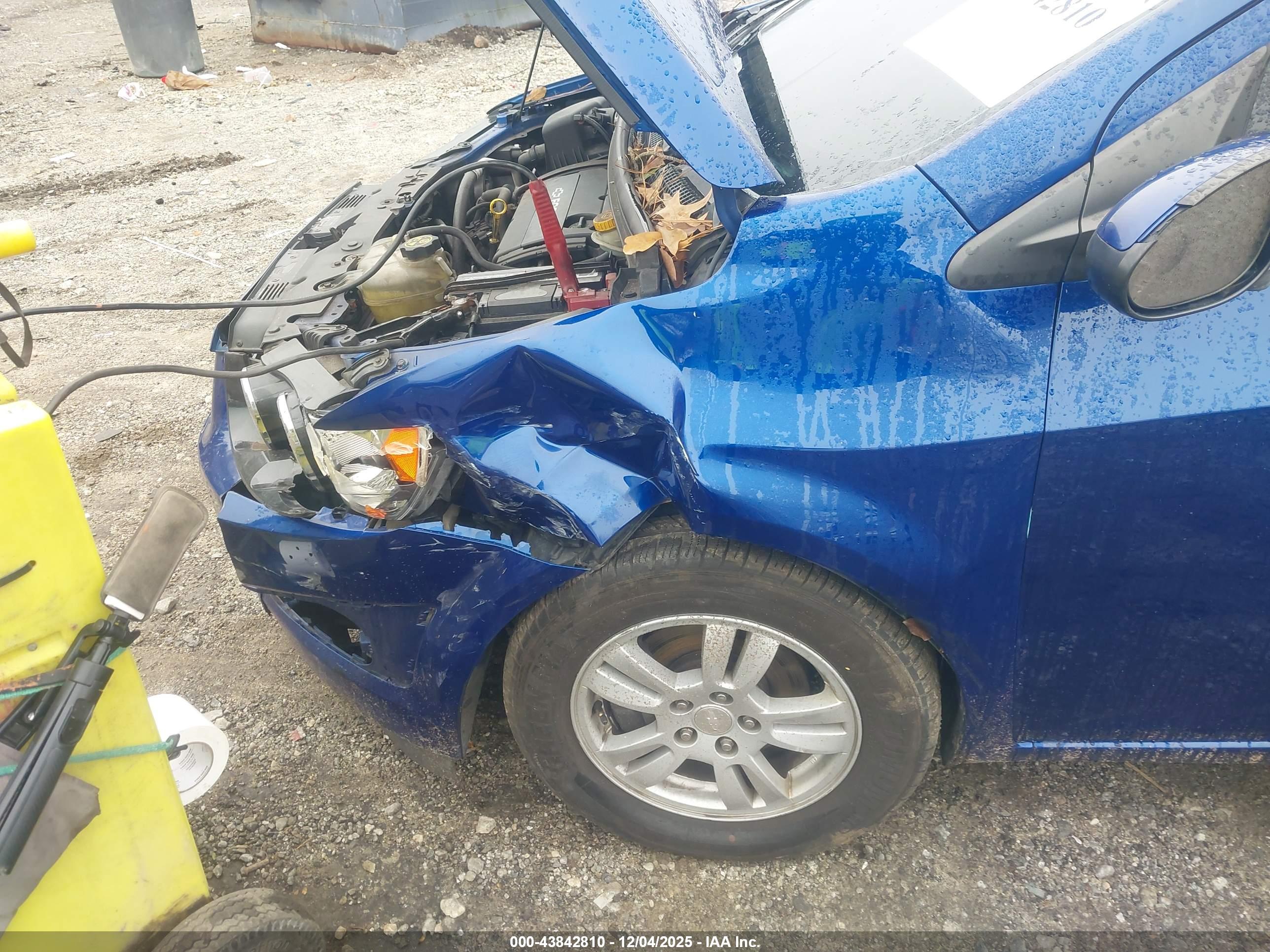 CHEVROLET SONIC image 6