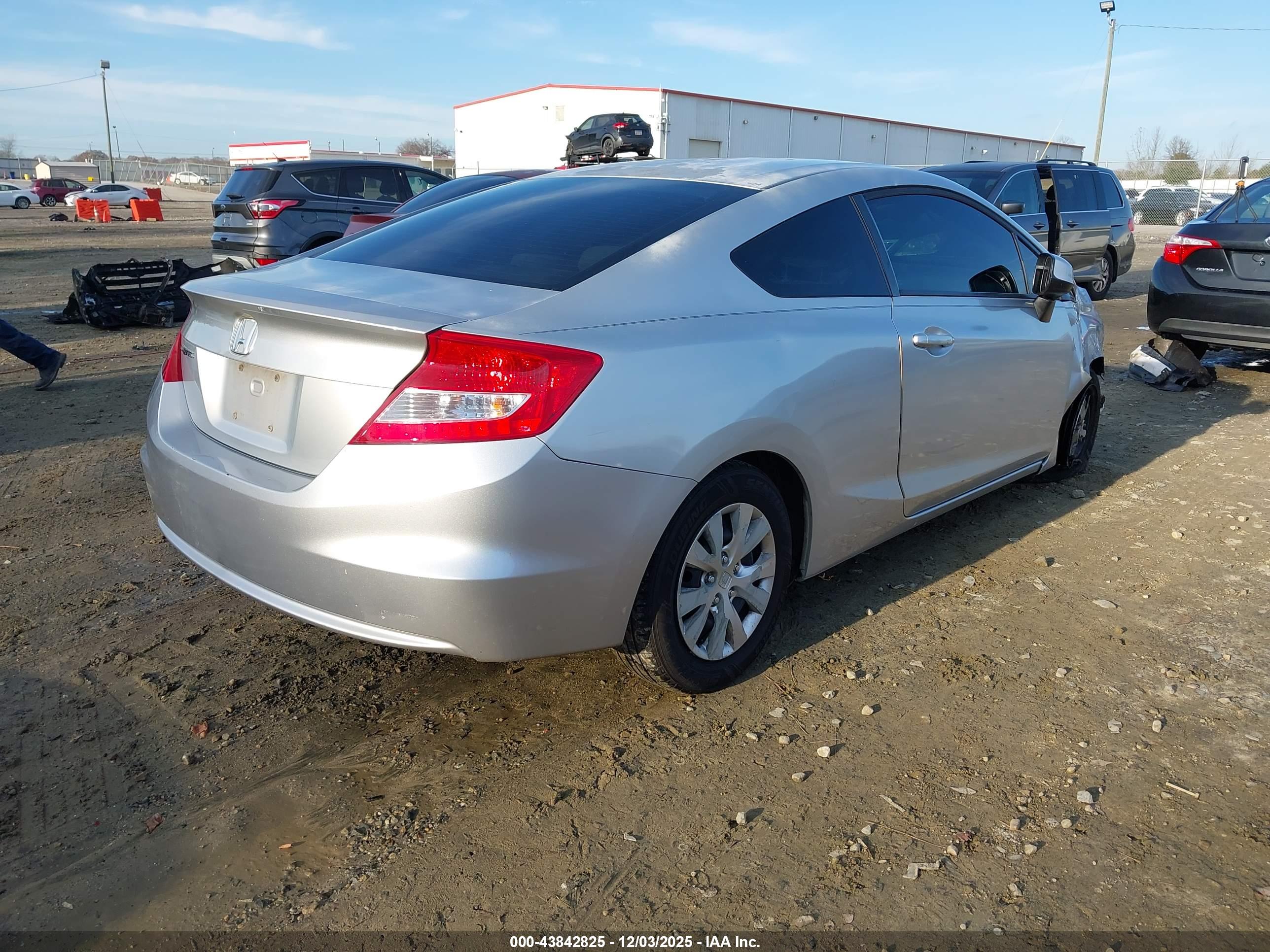 HONDA CIVIC image 4